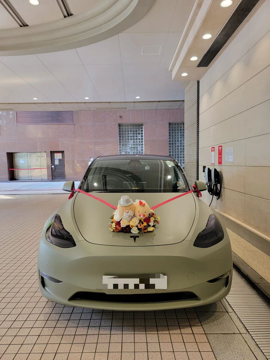 婚禮結婚花車租車服務（Tesla Model S花車/Tesla Model X花車/28座花車/65座花車）（婚展期優惠）