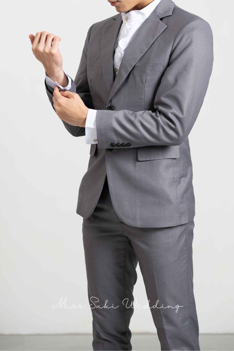 香港禮服，香港禮服店，香港禮服租借，香港西裝店，香港西裝男，香港西裝推薦，香港西裝外套，男西裝外套，男西裝全套，婚禮新郎西裝，新郎西裝推薦，新郎西裝租借，新郎西裝穿搭，新郎西裝穿搭，新郎西裝價格，新郎西裝幾套，結婚禮服男，男結婚禮服，結婚衣服，結婚衣著