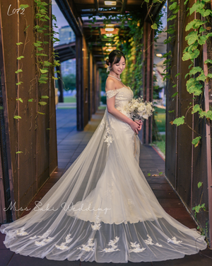 婚禮新娘婚紗，香港婚紗店，婚紗租借，香港婚紗租借，香港婚紗店推薦，新娘婚紗租借，新娘婚紗租借價錢，輕婚紗推薦，輕婚紗價錢，拖尾婚紗，魚尾婚紗，婚紗店推薦，觀塘婚紗店，婚紗禮服租借價錢，媽媽衫，奶奶衫，婚禮服裝，婚紗店推介，新娘晚裝價錢，A line晚裝，晚裝推薦，宴會晚裝推介，新娘婚紗，婚紗攝影，平腳婚紗，婚紗頭紗，婚紗店香港，婚紗租借推薦，婚紗租借推介，婚紗租借費用，婚紗租借推薦香港，組婚紗幾錢，組婚紗香港