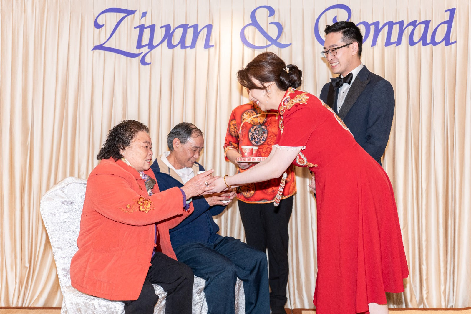 婚禮攝影錄影，Big day攝影錄影，婚禮攝影推介，婚禮攝影套餐，婚禮攝影錄影套餐，婚禮攝影錄影價錢，婚攝推介，婚攝價錢，婚禮攝影師，1P1V套餐，2P1V套餐，2P2V套餐，1P1V價錢，2P1V價錢，2P2V價錢，婚禮攝影錄影推薦，婚禮攝影錄影推介，1P1V推介，早拍晚播，成長片段，婚禮外影，Big day外影，姐妹團攝影，兄弟團攝影