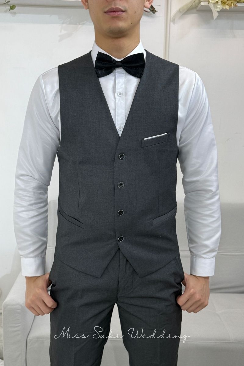 香港禮服，香港禮服店，香港禮服租借，香港西裝店，香港西裝男，香港西裝推薦，香港西裝外套，男西裝外套，男西裝全套，婚禮新郎西裝，新郎西裝推薦，新郎西裝租借，新郎西裝穿搭，新郎西裝穿搭，新郎西裝價格，新郎西裝幾套，結婚禮服男，男結婚禮服，結婚衣服，結婚衣著