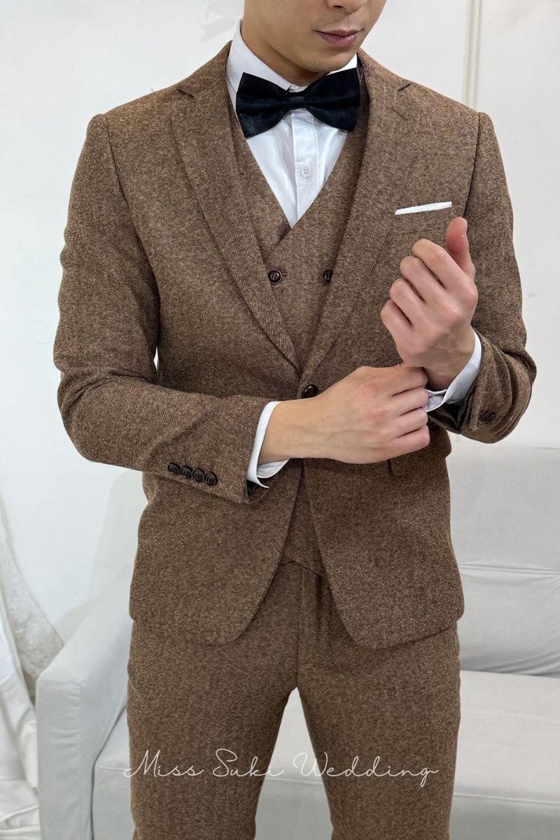 香港禮服，香港禮服店，香港禮服租借，香港西裝店，香港西裝男，香港西裝推薦，香港西裝外套，男西裝外套，男西裝全套，婚禮新郎西裝，新郎西裝推薦，新郎西裝租借，新郎西裝穿搭，新郎西裝穿搭，新郎西裝價格，新郎西裝幾套，結婚禮服男，男結婚禮服，結婚衣服，結婚衣著