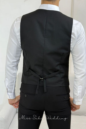 香港禮服，香港禮服店，香港禮服租借，香港西裝店，香港西裝男，香港西裝推薦，香港西裝外套，男西裝外套，男西裝全套，婚禮新郎西裝，新郎西裝推薦，新郎西裝租借，新郎西裝穿搭，新郎西裝穿搭，新郎西裝價格，新郎西裝幾套，結婚禮服男，男結婚禮服，結婚衣服，結婚衣著