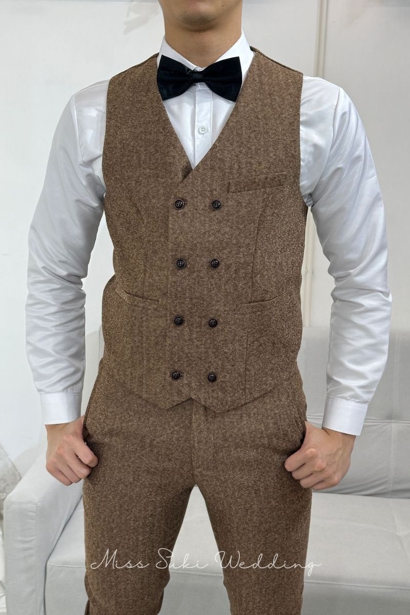 香港禮服，香港禮服店，香港禮服租借，香港西裝店，香港西裝男，香港西裝推薦，香港西裝外套，男西裝外套，男西裝全套，婚禮新郎西裝，新郎西裝推薦，新郎西裝租借，新郎西裝穿搭，新郎西裝穿搭，新郎西裝價格，新郎西裝幾套，結婚禮服男，男結婚禮服，結婚衣服，結婚衣著