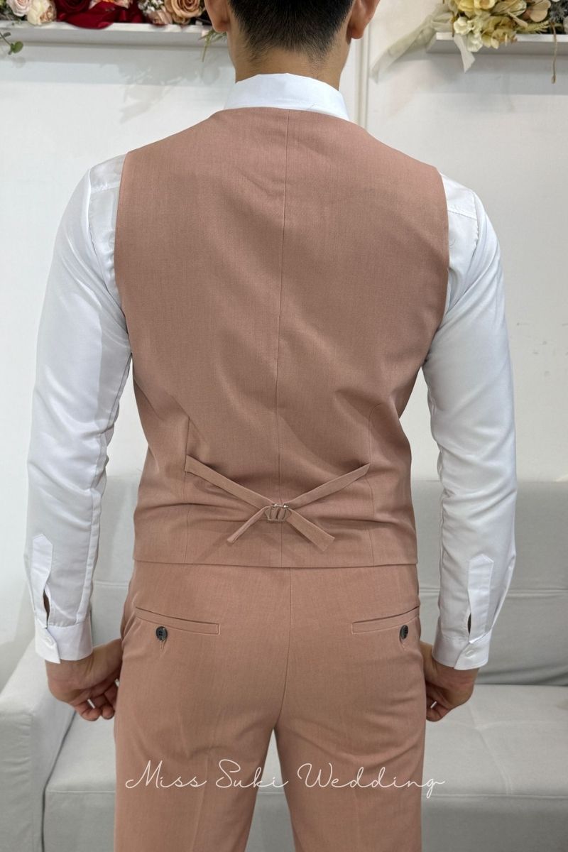 香港禮服，香港禮服店，香港禮服租借，香港西裝店，香港西裝男，香港西裝推薦，香港西裝外套，男西裝外套，男西裝全套，婚禮新郎西裝，新郎西裝推薦，新郎西裝租借，新郎西裝穿搭，新郎西裝穿搭，新郎西裝價格，新郎西裝幾套，結婚禮服男，男結婚禮服，結婚衣服，結婚衣著