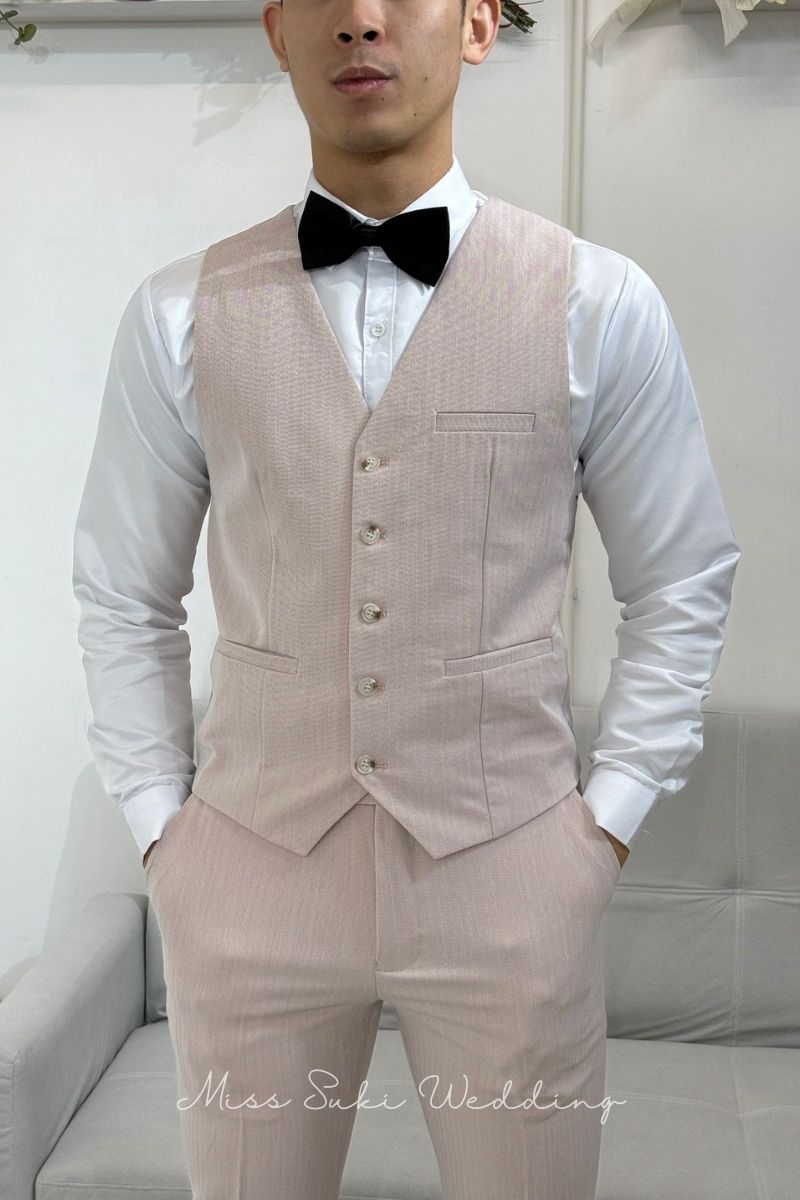 香港禮服，香港禮服店，香港禮服租借，香港西裝店，香港西裝男，香港西裝推薦，香港西裝外套，男西裝外套，男西裝全套，婚禮新郎西裝，新郎西裝推薦，新郎西裝租借，新郎西裝穿搭，新郎西裝穿搭，新郎西裝價格，新郎西裝幾套，結婚禮服男，男結婚禮服，結婚衣服，結婚衣著
