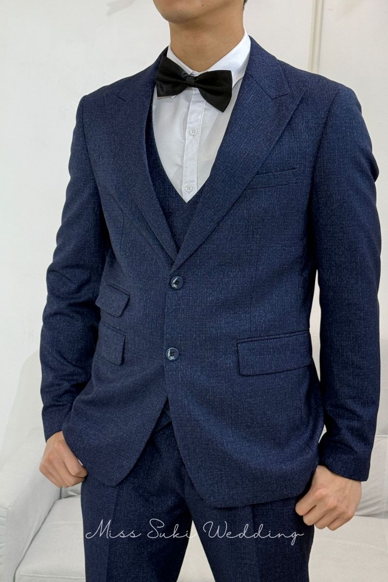 香港禮服，香港禮服店，香港禮服租借，香港西裝店，香港西裝男，香港西裝推薦，香港西裝外套，男西裝外套，男西裝全套，婚禮新郎西裝，新郎西裝推薦，新郎西裝租借，新郎西裝穿搭，新郎西裝穿搭，新郎西裝價格，新郎西裝幾套，結婚禮服男，男結婚禮服，結婚衣服，結婚衣著