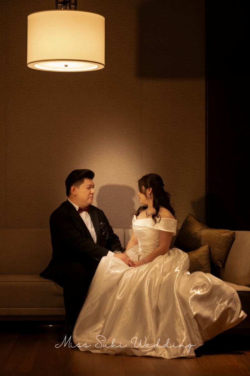 婚禮新娘婚紗，香港婚紗店，婚紗租借，香港婚紗租借，香港婚紗店推薦，新娘婚紗租借，新娘婚紗租借價錢，輕婚紗推薦，輕婚紗價錢，拖尾婚紗，魚尾婚紗，婚紗店推薦，觀塘婚紗店，婚紗禮服租借價錢，媽媽衫，奶奶衫，婚禮服裝，婚紗店推介，新娘晚裝價錢，A line晚裝，晚裝推薦，宴會晚裝推介，新娘婚紗，婚紗攝影，平腳婚紗，婚紗頭紗，婚紗店香港，婚紗租借推薦，婚紗租借推介，婚紗租借費用，婚紗租借推薦香港，組婚紗幾錢，組婚紗香港v
