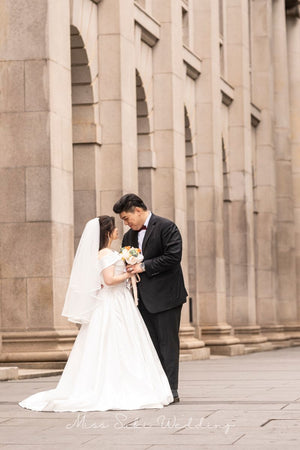 婚禮新娘婚紗，香港婚紗店，婚紗租借，香港婚紗租借，香港婚紗店推薦，新娘婚紗租借，新娘婚紗租借價錢，輕婚紗推薦，輕婚紗價錢，拖尾婚紗，魚尾婚紗，婚紗店推薦，觀塘婚紗店，婚紗禮服租借價錢，媽媽衫，奶奶衫，婚禮服裝，婚紗店推介，新娘晚裝價錢，A line晚裝，晚裝推薦，宴會晚裝推介，新娘婚紗，婚紗攝影，平腳婚紗，婚紗頭紗，婚紗店香港，婚紗租借推薦，婚紗租借推介，婚紗租借費用，婚紗租借推薦香港，組婚紗幾錢，組婚紗香港