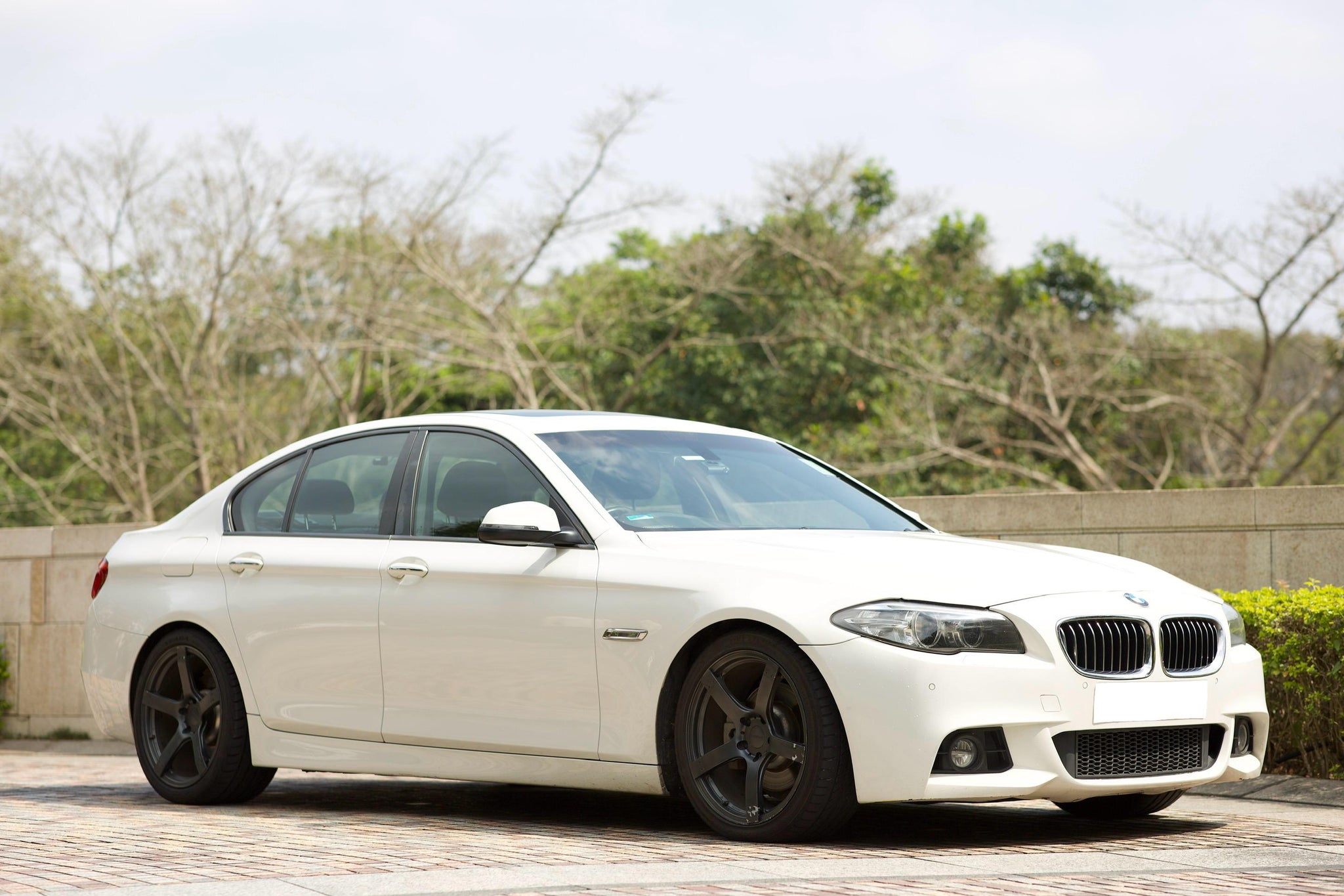 香港結婚花車，香港結婚花車推薦，香港結婚花車租借 白色，香港豪華花車租借，香港BMW花車租借，結婚花車推薦