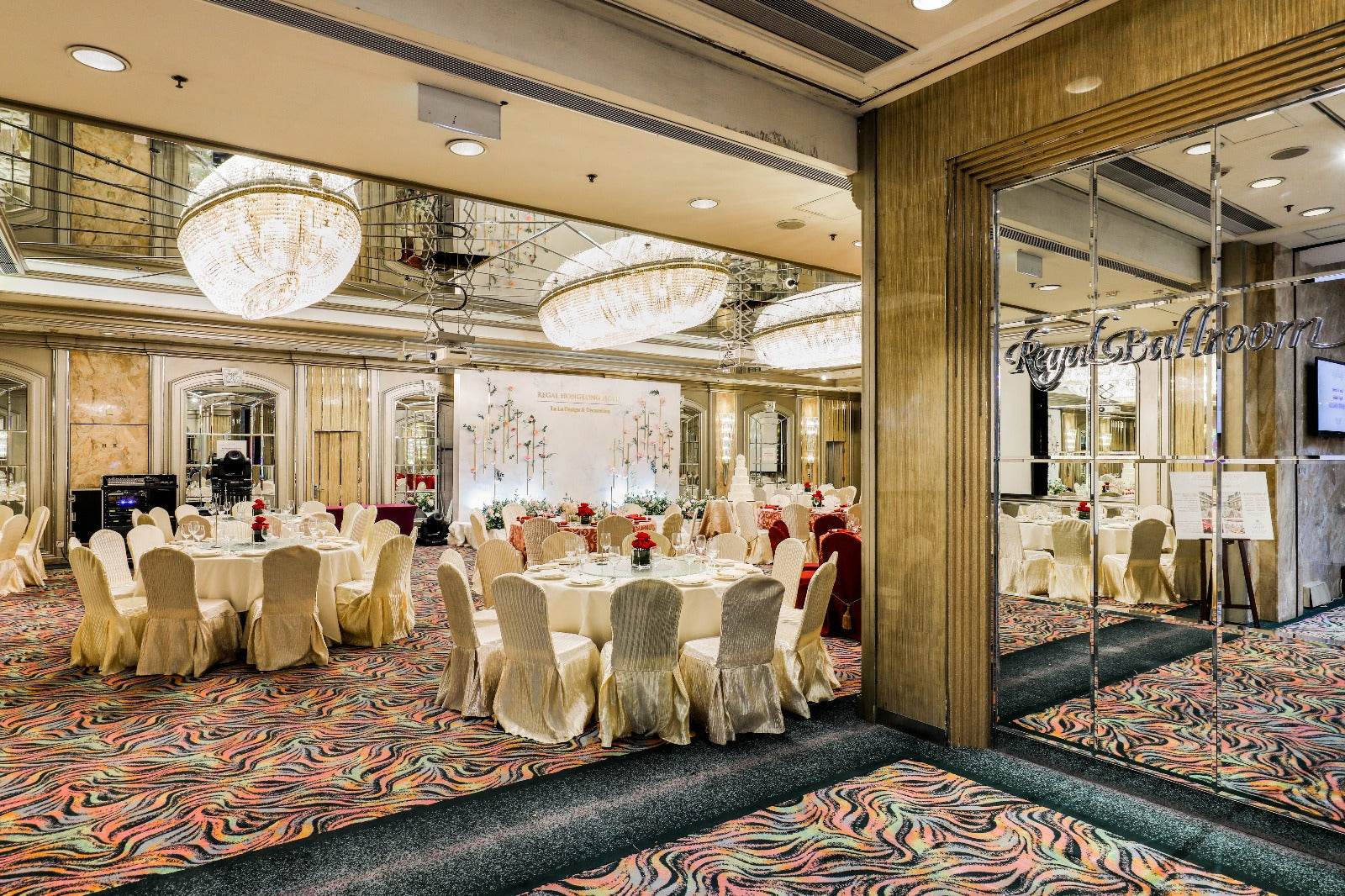 中式婚宴，酒店自助餐婚宴，中式婚宴套餐，自助餐婚宴套餐，自助餐婚宴套餐價錢，中式婚宴套餐價錢，中式婚宴推薦，中式婚宴推介，中式婚宴價錢，中式婚宴場地推薦，中式婚宴場地推介，中式婚宴場地價錢，酒店自助餐婚宴推薦，酒店自助餐婚宴推介，酒店自助餐婚宴價錢，證婚場地，證婚場地推介，證婚場地推薦，輕婚宴場地，輕婚宴場地推介，輕婚宴場地推薦，擺酒場地套餐，擺酒場地，擺酒場地推介，擺酒場地推薦，擺酒場地價錢