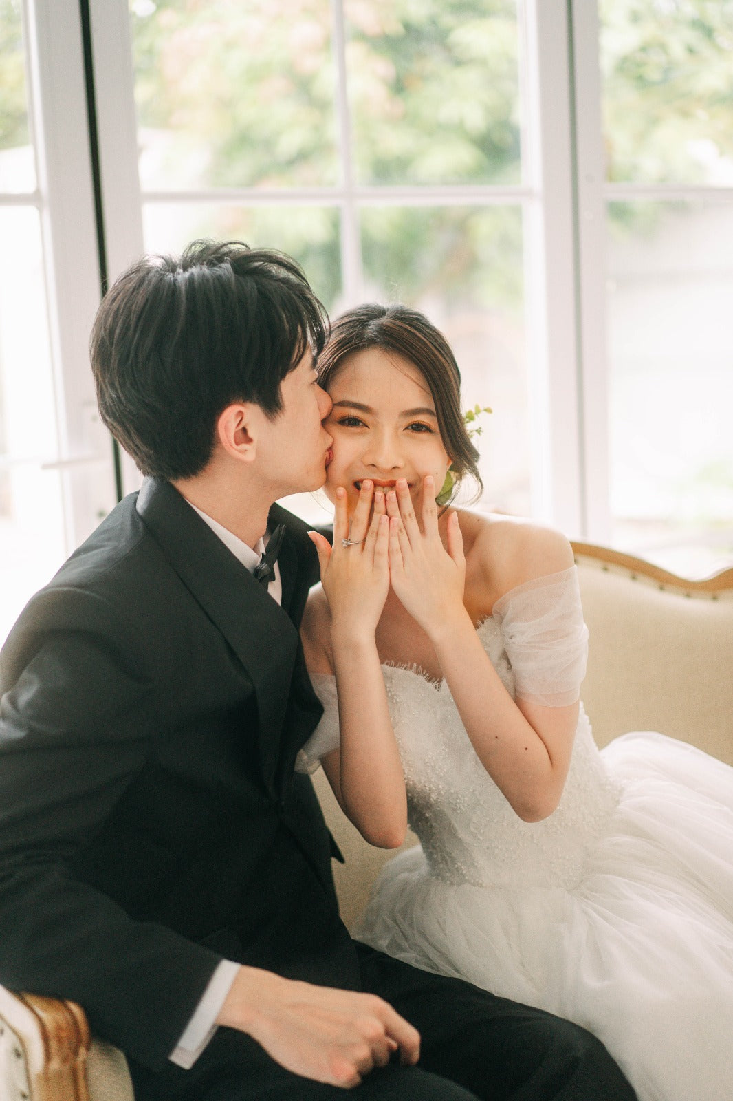 婚紗照攝影，室內婚紗攝影，室內婚紗攝影價錢，室內婚紗攝影套餐，室內婚紗攝影推介，室內婚紗攝影推薦，婚紗攝影價錢，婚紗攝影價錢推介，婚紗攝影推薦，香港濟州島天梯拍攝，戶外prewedding，香港教堂prewedding，香港戶外婚紗照，香港戶外草地婚紗照，香港戶外婚紗照推薦，香港教堂背景prewedding，香港教堂背景婚紗照，香港私人場地prewedding，香港私人影棚prewedding