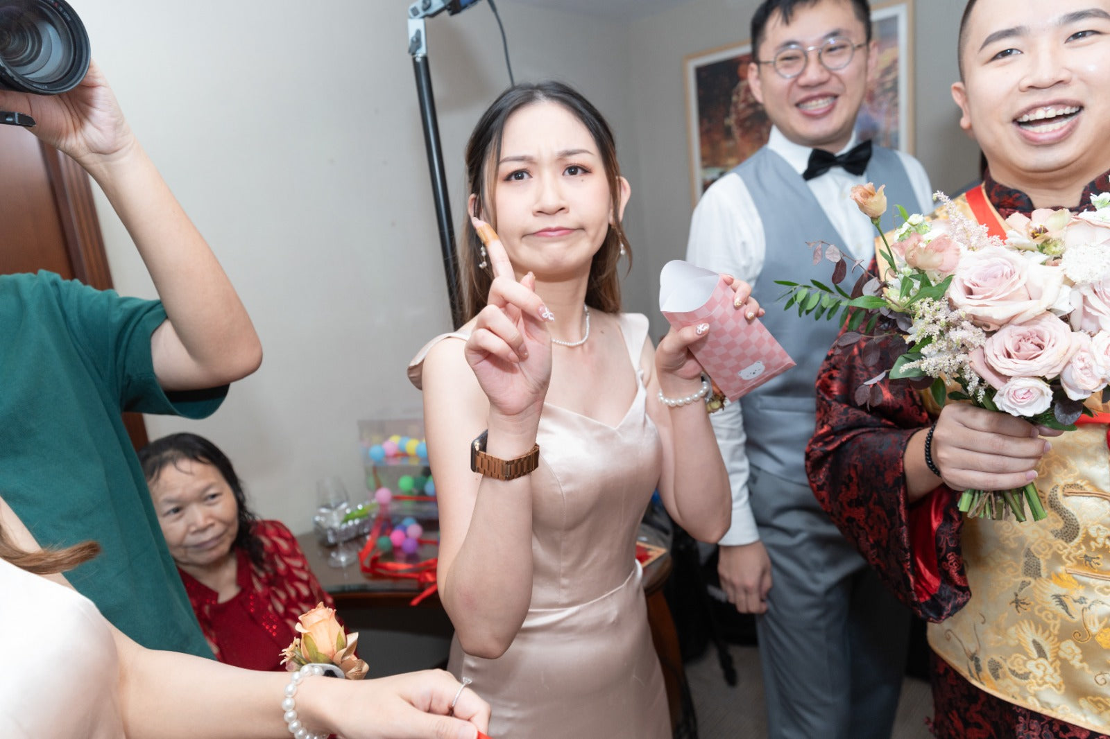 婚禮攝影錄影，Big day攝影錄影，婚禮攝影推介，婚禮攝影套餐，婚禮攝影錄影套餐，婚禮攝影錄影價錢，婚攝推介，婚攝價錢，婚禮攝影師，1P1V套餐，2P1V套餐，2P2V套餐，1P1V價錢，2P1V價錢，2P2V價錢，婚禮攝影錄影推薦，婚禮攝影錄影推介，1P1V推介，早拍晚播，成長片段，婚禮外影，Big day外影，姐妹團攝影，兄弟團攝影