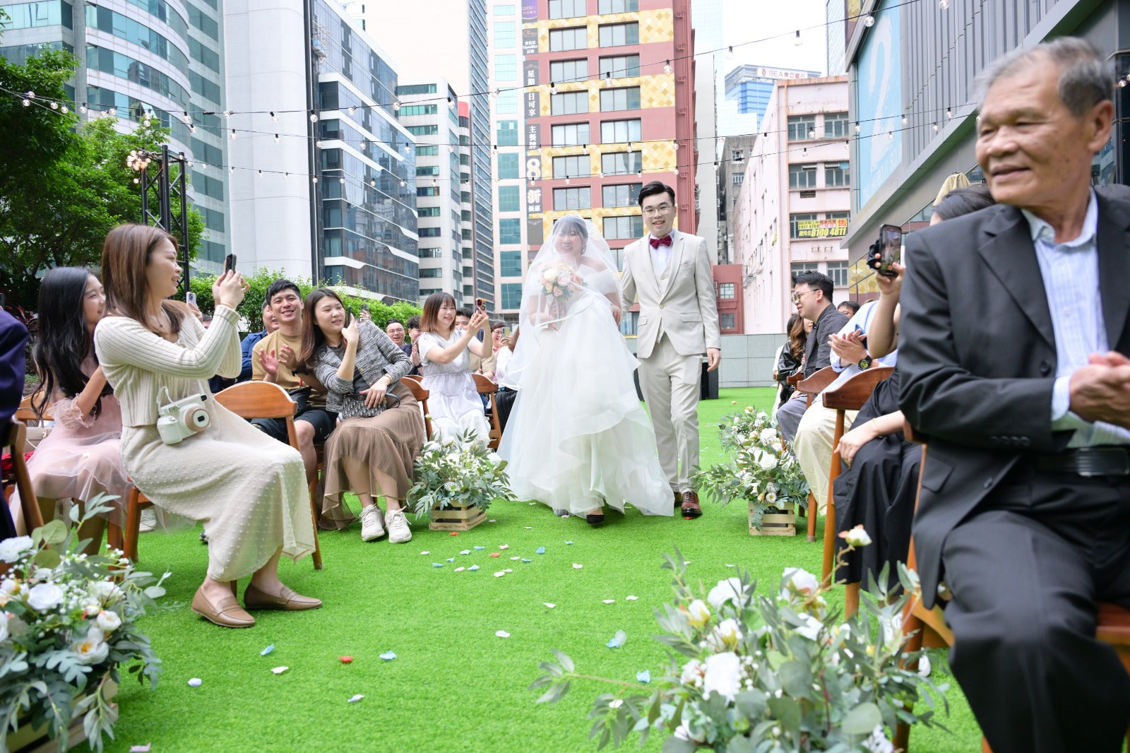 婚禮攝影錄影，Big day攝影錄影，婚禮攝影推介，婚禮攝影套餐，婚禮攝影錄影套餐，婚禮攝影錄影價錢，婚攝推介，婚攝價錢，婚禮攝影師，1P1V套餐，2P1V套餐，2P2V套餐，1P1V價錢，2P1V價錢，2P2V價錢，婚禮攝影錄影推薦，婚禮攝影錄影推介，1P1V推介，早拍晚播，成長片段，婚禮外影，Big day外影，姐妹團攝影，兄弟團攝影
