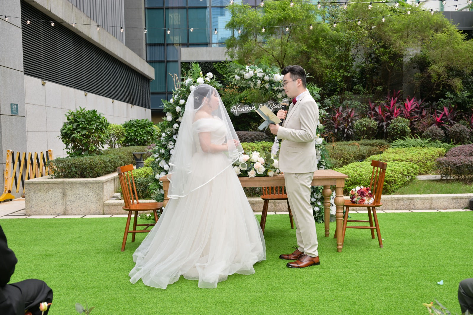 婚禮攝影錄影，Big day攝影錄影，婚禮攝影推介，婚禮攝影套餐，婚禮攝影錄影套餐，婚禮攝影錄影價錢，婚攝推介，婚攝價錢，婚禮攝影師，1P1V套餐，2P1V套餐，2P2V套餐，1P1V價錢，2P1V價錢，2P2V價錢，婚禮攝影錄影推薦，婚禮攝影錄影推介，1P1V推介，早拍晚播，成長片段，婚禮外影，Big day外影，姐妹團攝影，兄弟團攝影
