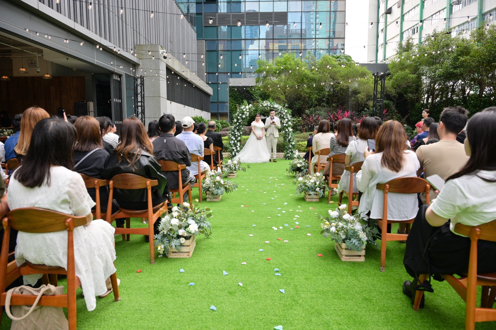 婚禮攝影錄影，Big day攝影錄影，婚禮攝影推介，婚禮攝影套餐，婚禮攝影錄影套餐，婚禮攝影錄影價錢，婚攝推介，婚攝價錢，婚禮攝影師，1P1V套餐，2P1V套餐，2P2V套餐，1P1V價錢，2P1V價錢，2P2V價錢，婚禮攝影錄影推薦，婚禮攝影錄影推介，1P1V推介，早拍晚播，成長片段，婚禮外影，Big day外影，姐妹團攝影，兄弟團攝影
