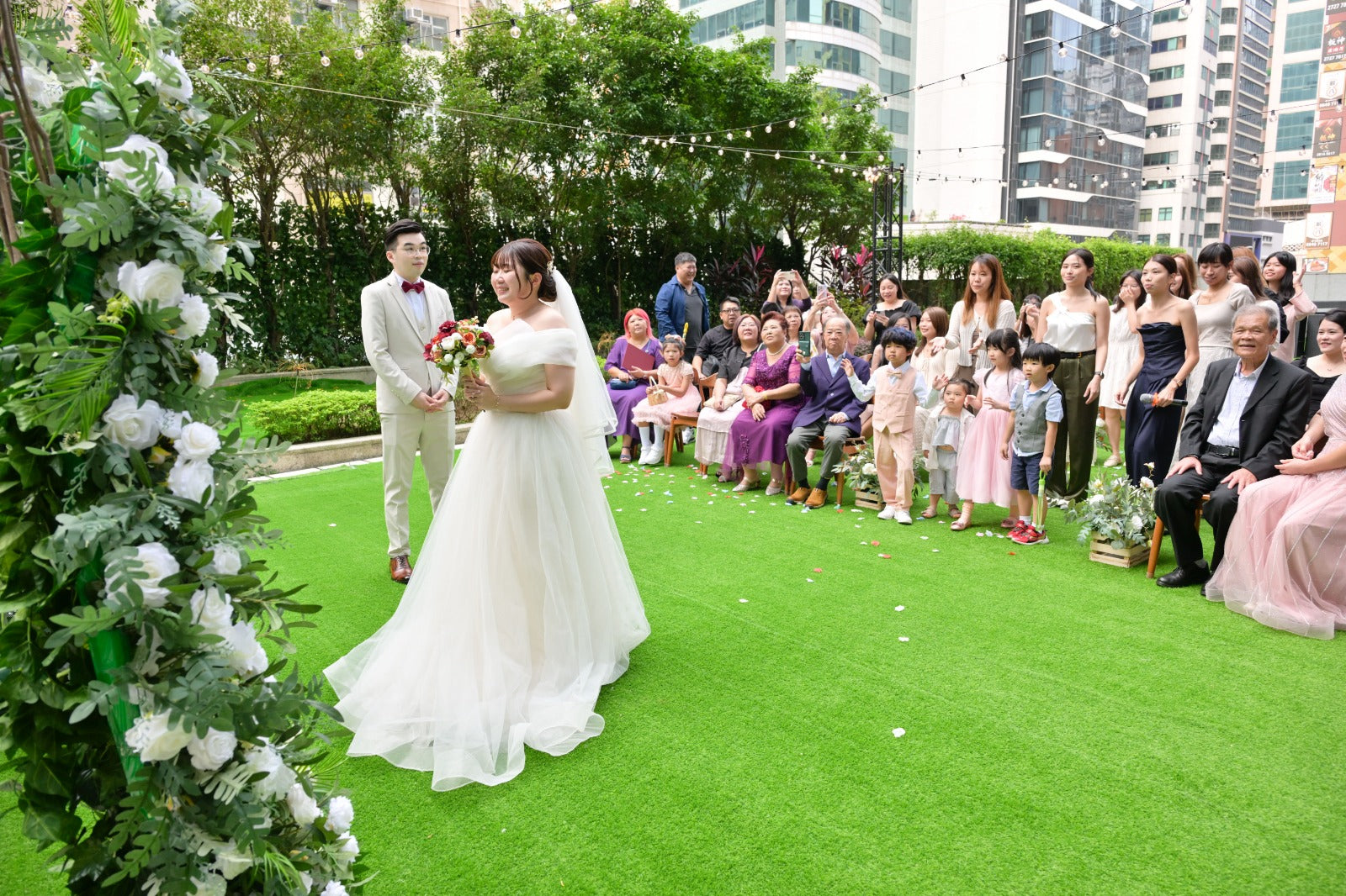婚禮攝影錄影，Big day攝影錄影，婚禮攝影推介，婚禮攝影套餐，婚禮攝影錄影套餐，婚禮攝影錄影價錢，婚攝推介，婚攝價錢，婚禮攝影師，1P1V套餐，2P1V套餐，2P2V套餐，1P1V價錢，2P1V價錢，2P2V價錢，婚禮攝影錄影推薦，婚禮攝影錄影推介，1P1V推介，早拍晚播，成長片段，婚禮外影，Big day外影，姐妹團攝影，兄弟團攝影