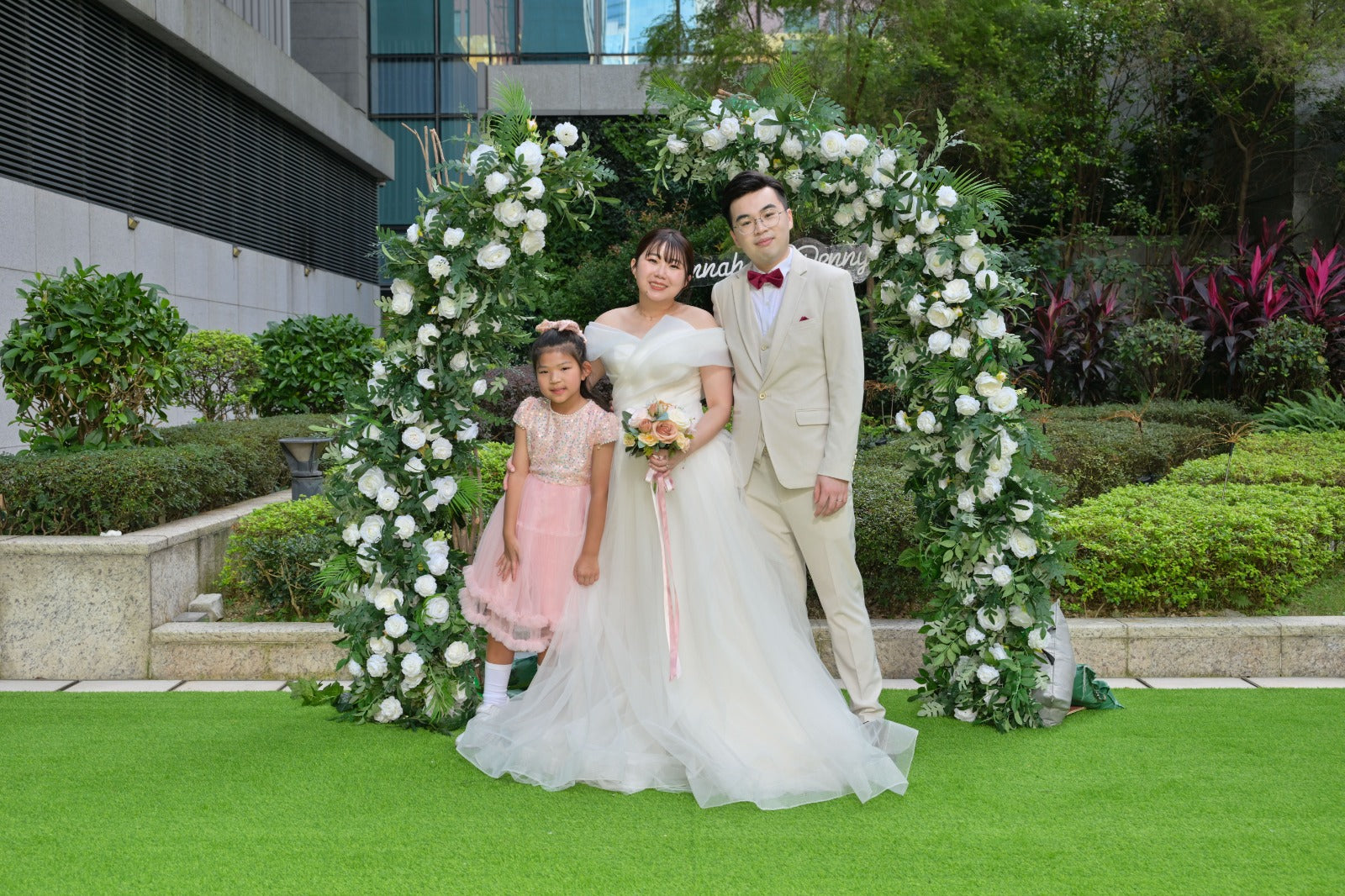 婚禮攝影錄影，Big day攝影錄影，婚禮攝影推介，婚禮攝影套餐，婚禮攝影錄影套餐，婚禮攝影錄影價錢，婚攝推介，婚攝價錢，婚禮攝影師，1P1V套餐，2P1V套餐，2P2V套餐，1P1V價錢，2P1V價錢，2P2V價錢，婚禮攝影錄影推薦，婚禮攝影錄影推介，1P1V推介，早拍晚播，成長片段，婚禮外影，Big day外影，姐妹團攝影，兄弟團攝影