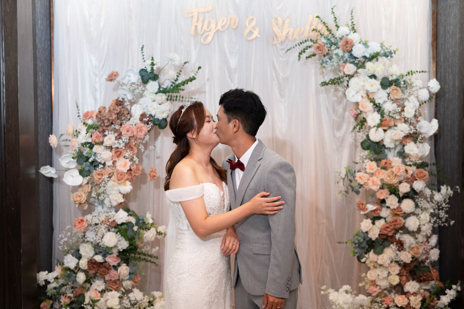婚禮攝影錄影，Big day攝影錄影，婚禮攝影推介，婚禮攝影套餐，婚禮攝影錄影套餐，婚禮攝影錄影價錢，婚攝推介，婚攝價錢，婚禮攝影師，1P1V套餐，2P1V套餐，2P2V套餐，1P1V價錢，2P1V價錢，2P2V價錢，婚禮攝影錄影推薦，婚禮攝影錄影推介，1P1V推介，早拍晚播，成長片段，婚禮外影，Big day外影，姐妹團攝影，兄弟團攝影
