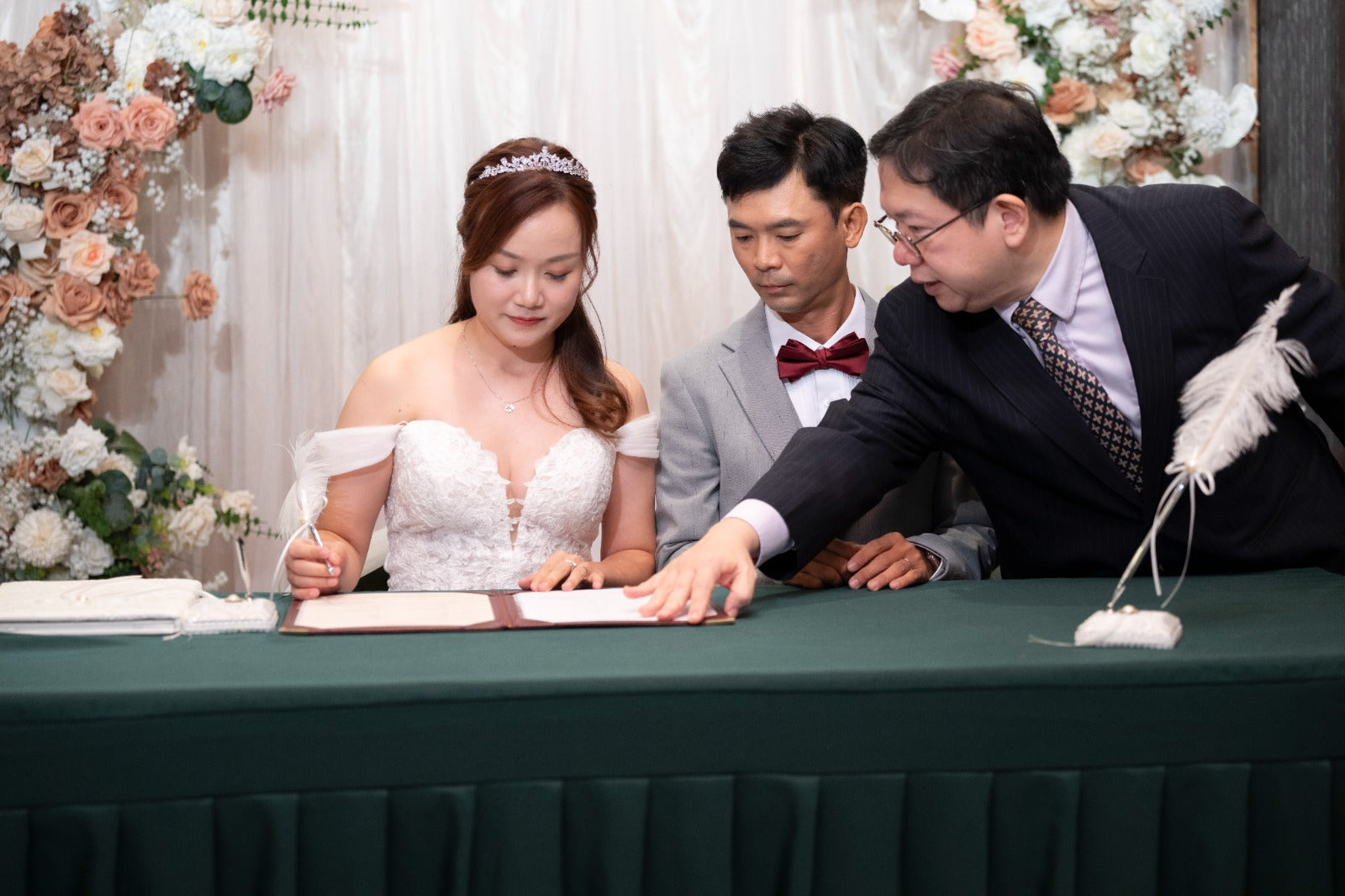 婚禮攝影錄影，Big day攝影錄影，婚禮攝影推介，婚禮攝影套餐，婚禮攝影錄影套餐，婚禮攝影錄影價錢，婚攝推介，婚攝價錢，婚禮攝影師，1P1V套餐，2P1V套餐，2P2V套餐，1P1V價錢，2P1V價錢，2P2V價錢，婚禮攝影錄影推薦，婚禮攝影錄影推介，1P1V推介，早拍晚播，成長片段，婚禮外影，Big day外影，姐妹團攝影，兄弟團攝影
