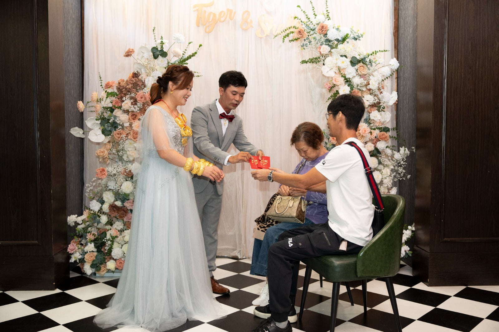 婚禮攝影錄影，Big day攝影錄影，婚禮攝影推介，婚禮攝影套餐，婚禮攝影錄影套餐，婚禮攝影錄影價錢，婚攝推介，婚攝價錢，婚禮攝影師，1P1V套餐，2P1V套餐，2P2V套餐，1P1V價錢，2P1V價錢，2P2V價錢，婚禮攝影錄影推薦，婚禮攝影錄影推介，1P1V推介，早拍晚播，成長片段，婚禮外影，Big day外影，姐妹團攝影，兄弟團攝影