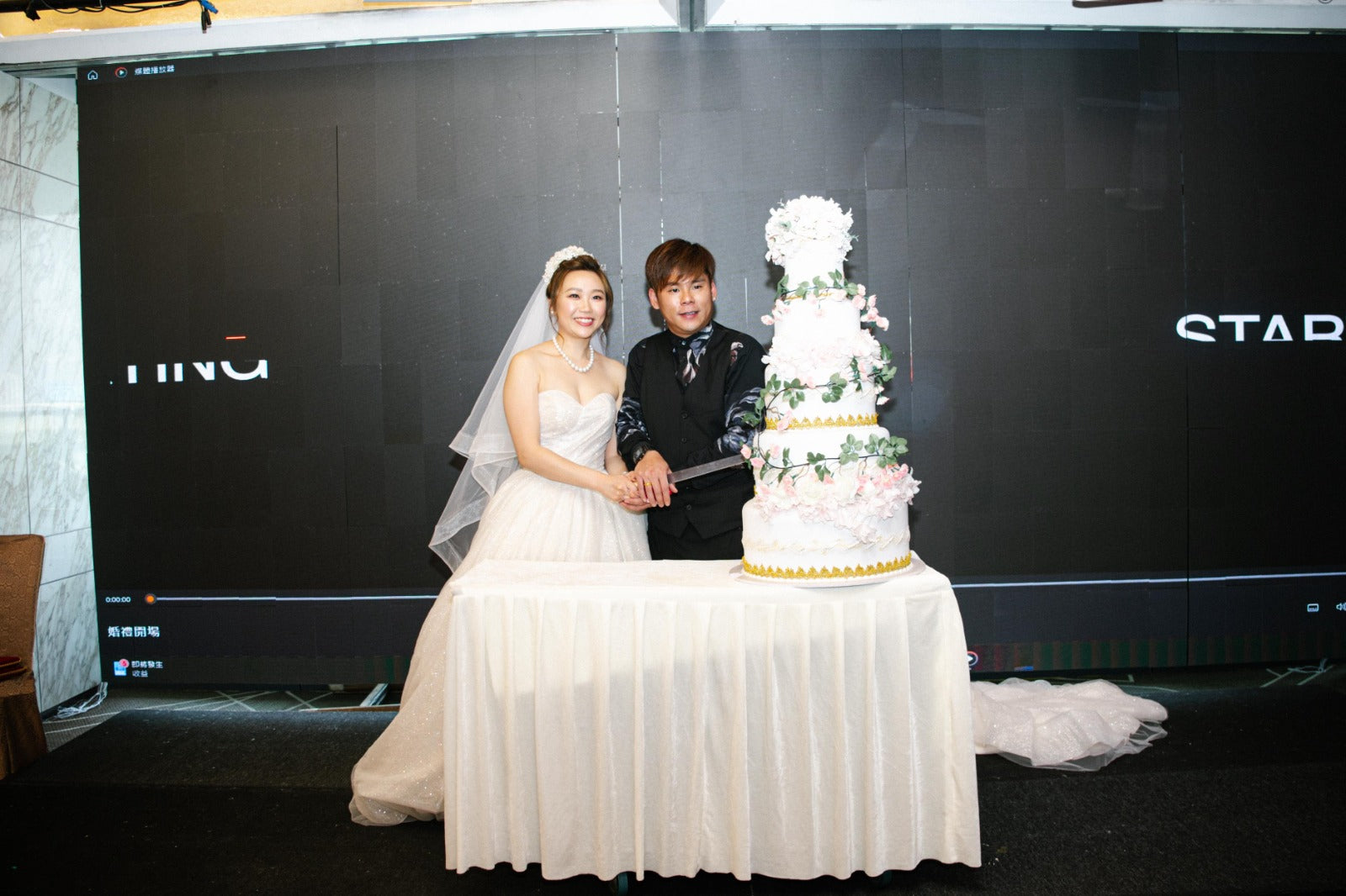 婚禮攝影錄影，Big day攝影錄影，婚禮攝影推介，婚禮攝影套餐，婚禮攝影錄影套餐，婚禮攝影錄影價錢，婚攝推介，婚攝價錢，婚禮攝影師，1P1V套餐，2P1V套餐，2P2V套餐，1P1V價錢，2P1V價錢，2P2V價錢，婚禮攝影錄影推薦，婚禮攝影錄影推介，1P1V推介，早拍晚播，成長片段，婚禮外影，Big day外影，姐妹團攝影，兄弟團攝影