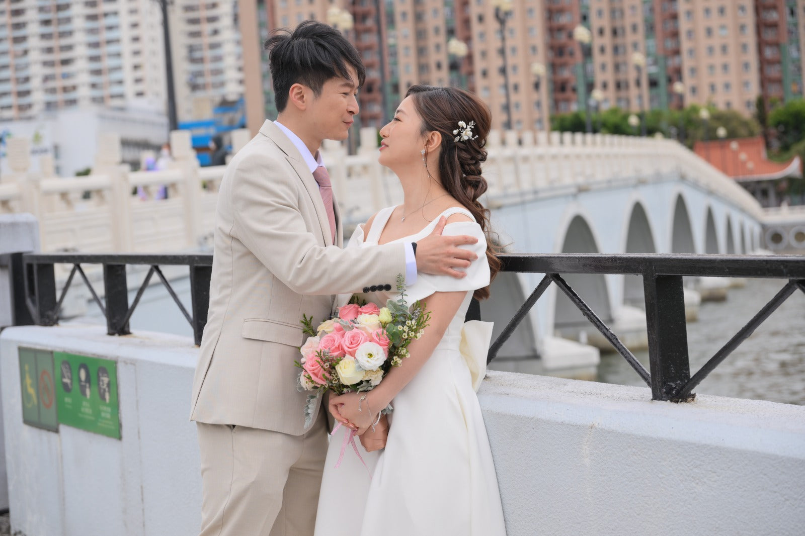 婚禮攝影錄影，Big day攝影錄影，婚禮攝影推介，婚禮攝影套餐，婚禮攝影錄影套餐，婚禮攝影錄影價錢，婚攝推介，婚攝價錢，婚禮攝影師，1P1V套餐，2P1V套餐，2P2V套餐，1P1V價錢，2P1V價錢，2P2V價錢，婚禮攝影錄影推薦，婚禮攝影錄影推介，1P1V推介，早拍晚播，成長片段，婚禮外影，Big day外影，姐妹團攝影，兄弟團攝影