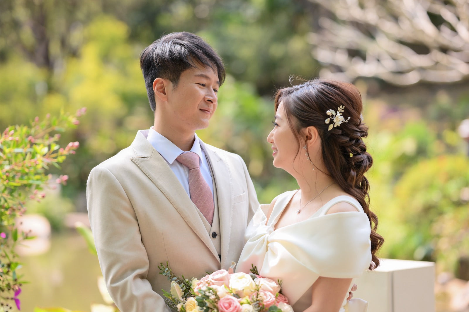 婚禮攝影錄影，Big day攝影錄影，婚禮攝影推介，婚禮攝影套餐，婚禮攝影錄影套餐，婚禮攝影錄影價錢，婚攝推介，婚攝價錢，婚禮攝影師，1P1V套餐，2P1V套餐，2P2V套餐，1P1V價錢，2P1V價錢，2P2V價錢，婚禮攝影錄影推薦，婚禮攝影錄影推介，1P1V推介，早拍晚播，成長片段，婚禮外影，Big day外影，姐妹團攝影，兄弟團攝影