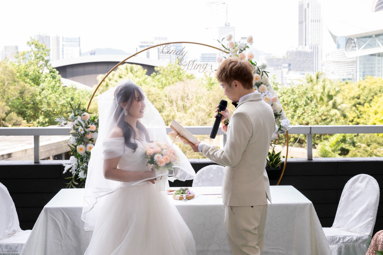 婚禮攝影錄影，Big day攝影錄影，婚禮攝影推介，婚禮攝影套餐，婚禮攝影錄影套餐，婚禮攝影錄影價錢，婚攝推介，婚攝價錢，婚禮攝影師，1P1V套餐，2P1V套餐，2P2V套餐，1P1V價錢，2P1V價錢，2P2V價錢，婚禮攝影錄影推薦，婚禮攝影錄影推介，1P1V推介，早拍晚播，成長片段，婚禮外影，Big day外影，姐妹團攝影，兄弟團攝影