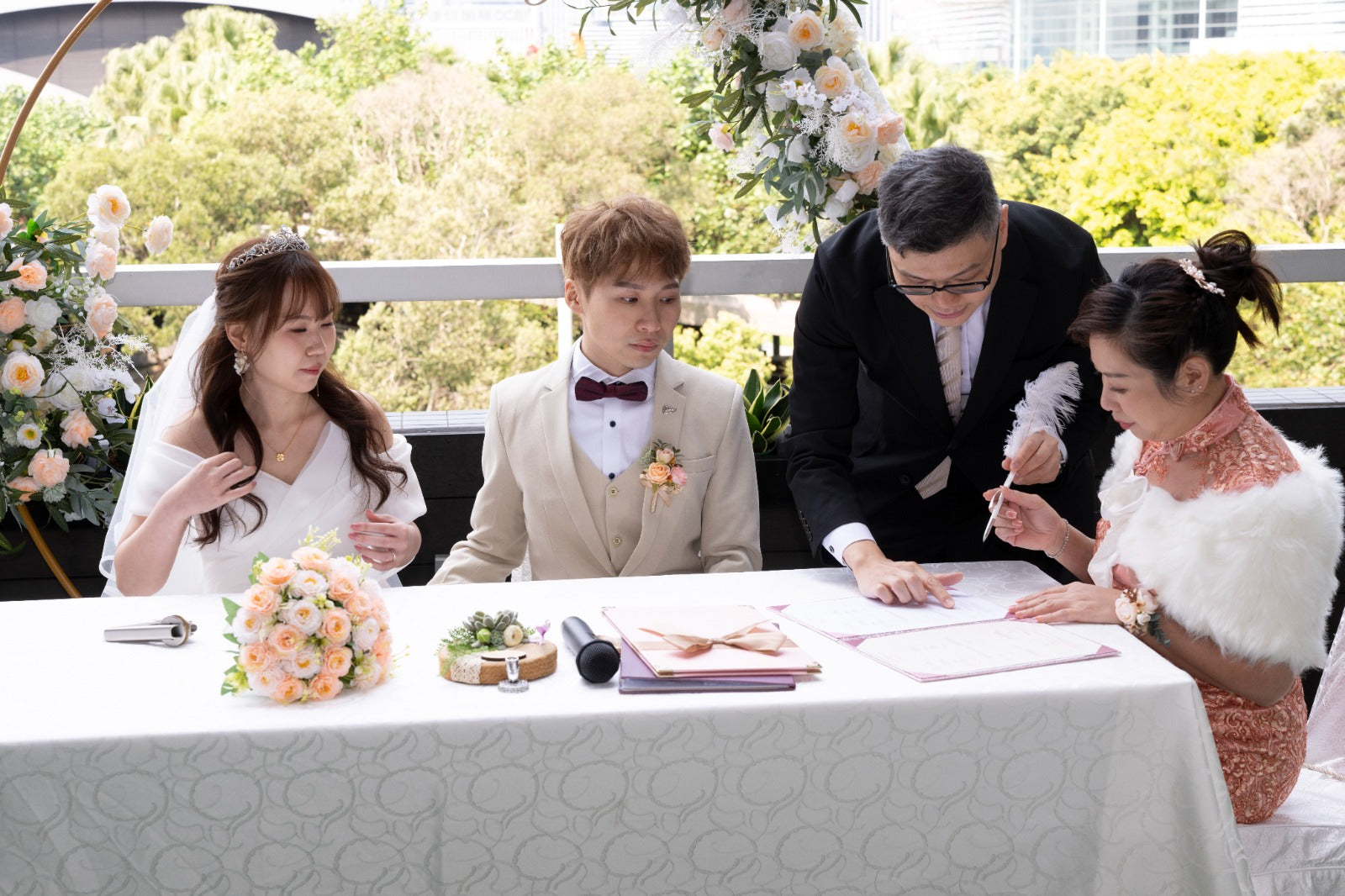 婚禮攝影錄影，Big day攝影錄影，婚禮攝影推介，婚禮攝影套餐，婚禮攝影錄影套餐，婚禮攝影錄影價錢，婚攝推介，婚攝價錢，婚禮攝影師，1P1V套餐，2P1V套餐，2P2V套餐，1P1V價錢，2P1V價錢，2P2V價錢，婚禮攝影錄影推薦，婚禮攝影錄影推介，1P1V推介，早拍晚播，成長片段，婚禮外影，Big day外影，姐妹團攝影，兄弟團攝影