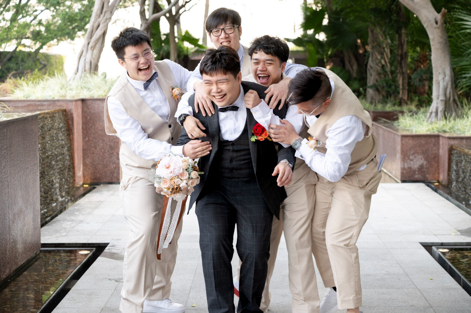 婚禮攝影錄影，Big day攝影錄影，婚禮攝影推介，婚禮攝影套餐，婚禮攝影錄影套餐，婚禮攝影錄影價錢，婚攝推介，婚攝價錢，婚禮攝影師，1P1V套餐，2P1V套餐，2P2V套餐，1P1V價錢，2P1V價錢，2P2V價錢，婚禮攝影錄影推薦，婚禮攝影錄影推介，1P1V推介，早拍晚播，成長片段，婚禮外影，Big day外影，姐妹團攝影，兄弟團攝影