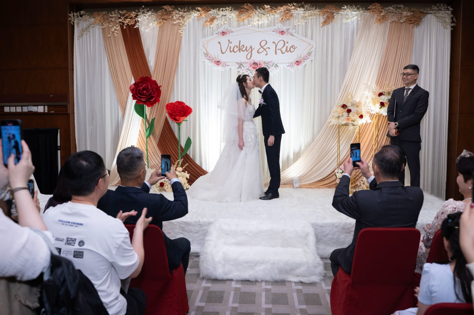 婚禮攝影錄影，Big day攝影錄影，婚禮攝影推介，婚禮攝影套餐，婚禮攝影錄影套餐，婚禮攝影錄影價錢，婚攝推介，婚攝價錢，婚禮攝影師，1P1V套餐，2P1V套餐，2P2V套餐，1P1V價錢，2P1V價錢，2P2V價錢，婚禮攝影錄影推薦，婚禮攝影錄影推介，1P1V推介，早拍晚播，成長片段，婚禮外影，Big day外影，姐妹團攝影，兄弟團攝影