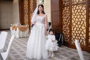 婚禮新娘婚紗，香港婚紗店，婚紗租借，香港婚紗租借，香港婚紗店推薦，新娘婚紗租借，新娘婚紗租借價錢，輕婚紗推薦，輕婚紗價錢，拖尾婚紗，魚尾婚紗，婚紗店推薦，觀塘婚紗店，婚紗禮服租借價錢，媽媽衫，奶奶衫，婚禮服裝，婚紗店推介，新娘晚裝價錢，A line晚裝，晚裝推薦，宴會晚裝推介，新娘婚紗，婚紗攝影，平腳婚紗，婚紗頭紗，婚紗店香港，婚紗租借推薦，婚紗租借推介，婚紗租借費用，婚紗租借推薦香港，組婚紗幾錢，組婚紗香港