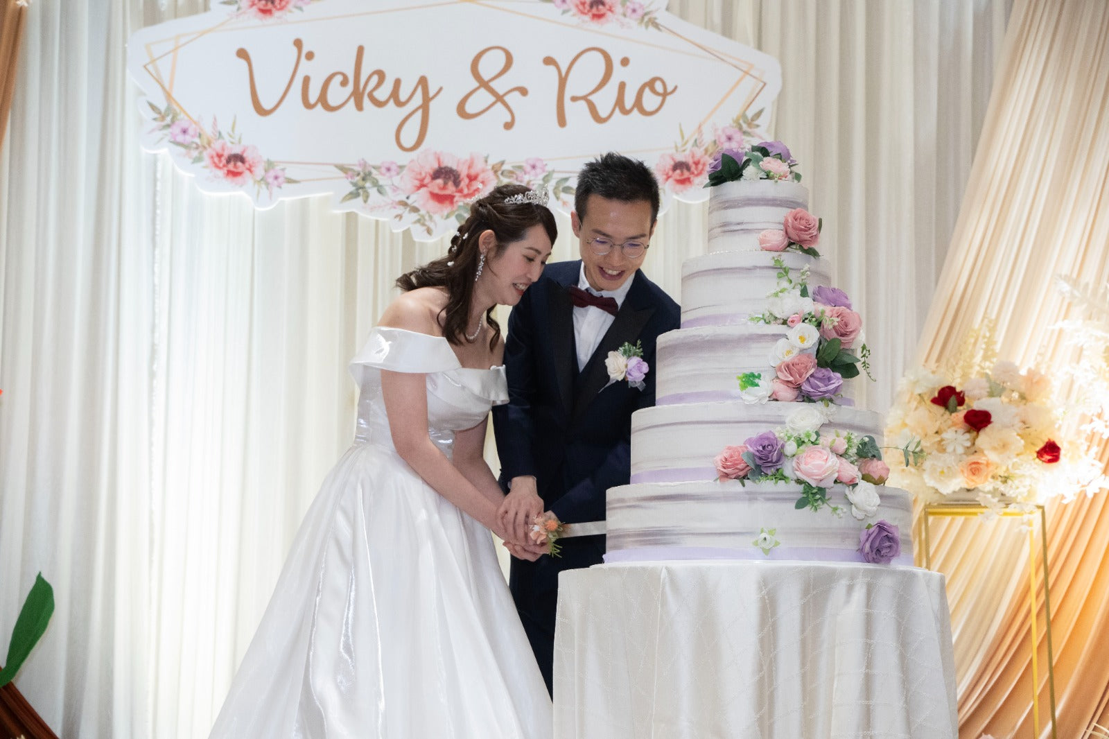婚禮攝影錄影，Big day攝影錄影，婚禮攝影推介，婚禮攝影套餐，婚禮攝影錄影套餐，婚禮攝影錄影價錢，婚攝推介，婚攝價錢，婚禮攝影師，1P1V套餐，2P1V套餐，2P2V套餐，1P1V價錢，2P1V價錢，2P2V價錢，婚禮攝影錄影推薦，婚禮攝影錄影推介，1P1V推介，早拍晚播，成長片段，婚禮外影，Big day外影，姐妹團攝影，兄弟團攝影
