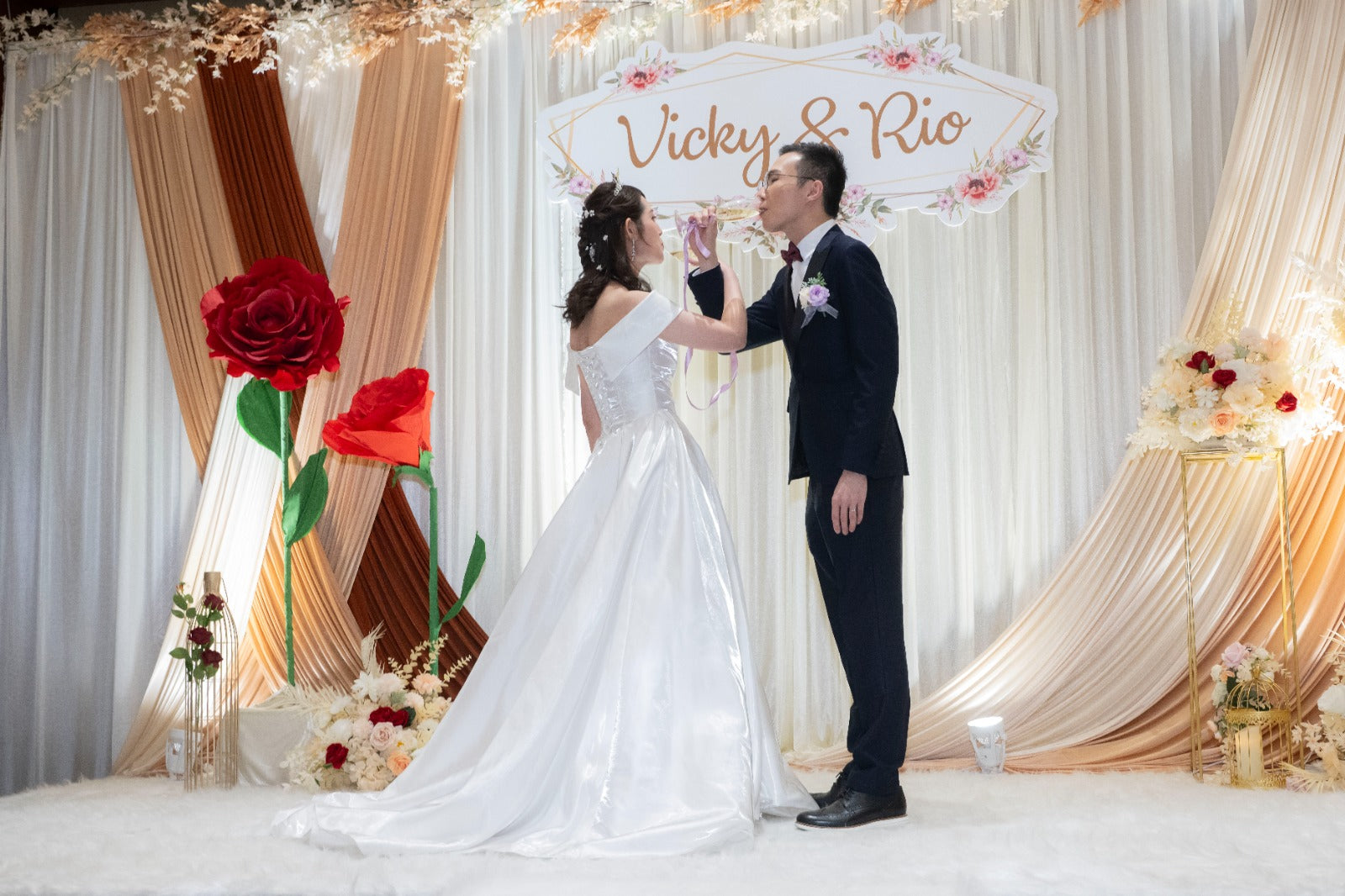 婚禮攝影錄影，Big day攝影錄影，婚禮攝影推介，婚禮攝影套餐，婚禮攝影錄影套餐，婚禮攝影錄影價錢，婚攝推介，婚攝價錢，婚禮攝影師，1P1V套餐，2P1V套餐，2P2V套餐，1P1V價錢，2P1V價錢，2P2V價錢，婚禮攝影錄影推薦，婚禮攝影錄影推介，1P1V推介，早拍晚播，成長片段，婚禮外影，Big day外影，姐妹團攝影，兄弟團攝影