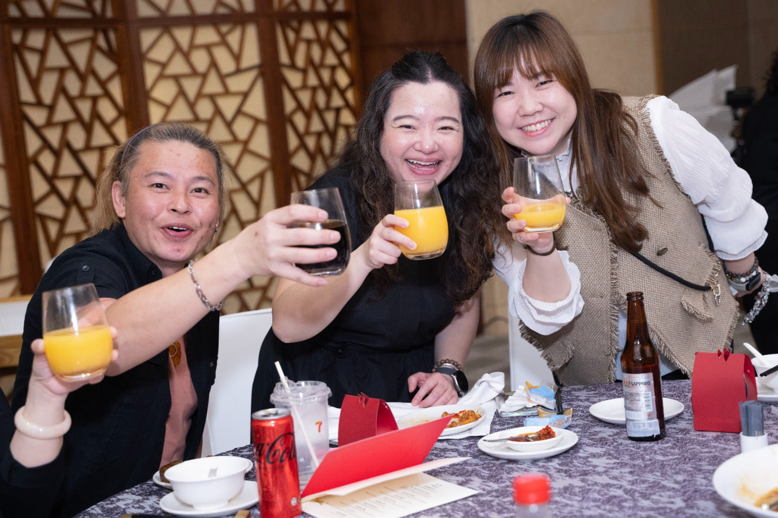 婚禮攝影錄影，Big day攝影錄影，婚禮攝影推介，婚禮攝影套餐，婚禮攝影錄影套餐，婚禮攝影錄影價錢，婚攝推介，婚攝價錢，婚禮攝影師，1P1V套餐，2P1V套餐，2P2V套餐，1P1V價錢，2P1V價錢，2P2V價錢，婚禮攝影錄影推薦，婚禮攝影錄影推介，1P1V推介，早拍晚播，成長片段，婚禮外影，Big day外影，姐妹團攝影，兄弟團攝影