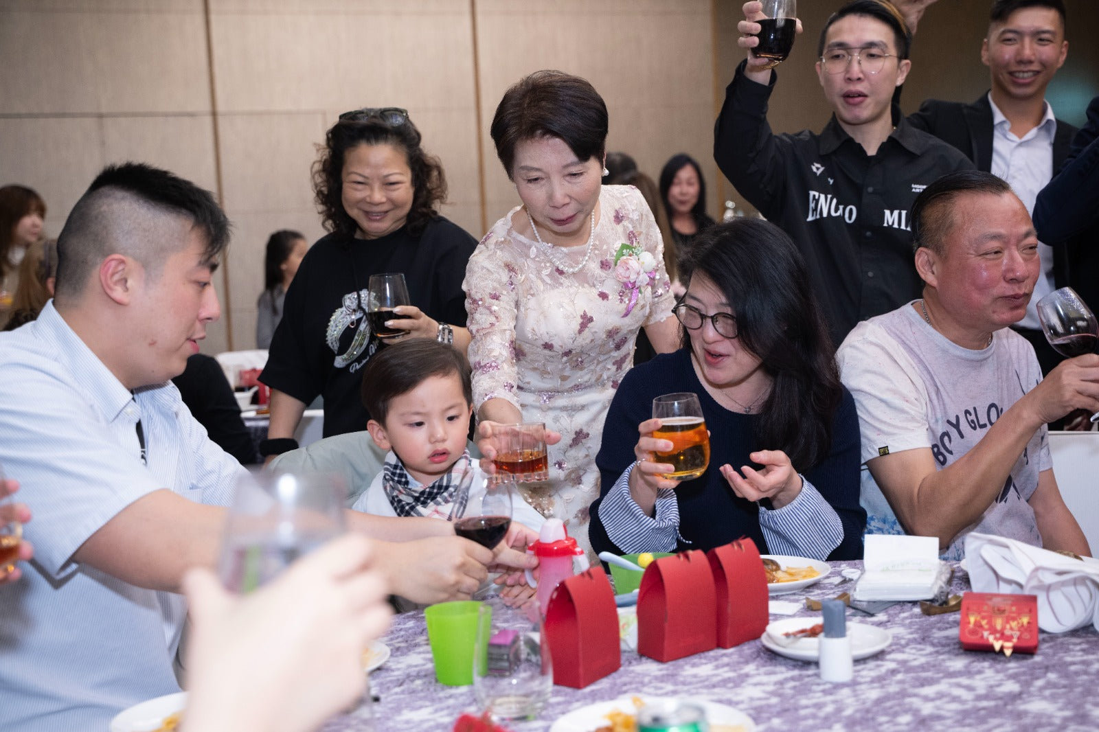 婚禮攝影錄影，Big day攝影錄影，婚禮攝影推介，婚禮攝影套餐，婚禮攝影錄影套餐，婚禮攝影錄影價錢，婚攝推介，婚攝價錢，婚禮攝影師，1P1V套餐，2P1V套餐，2P2V套餐，1P1V價錢，2P1V價錢，2P2V價錢，婚禮攝影錄影推薦，婚禮攝影錄影推介，1P1V推介，早拍晚播，成長片段，婚禮外影，Big day外影，姐妹團攝影，兄弟團攝影