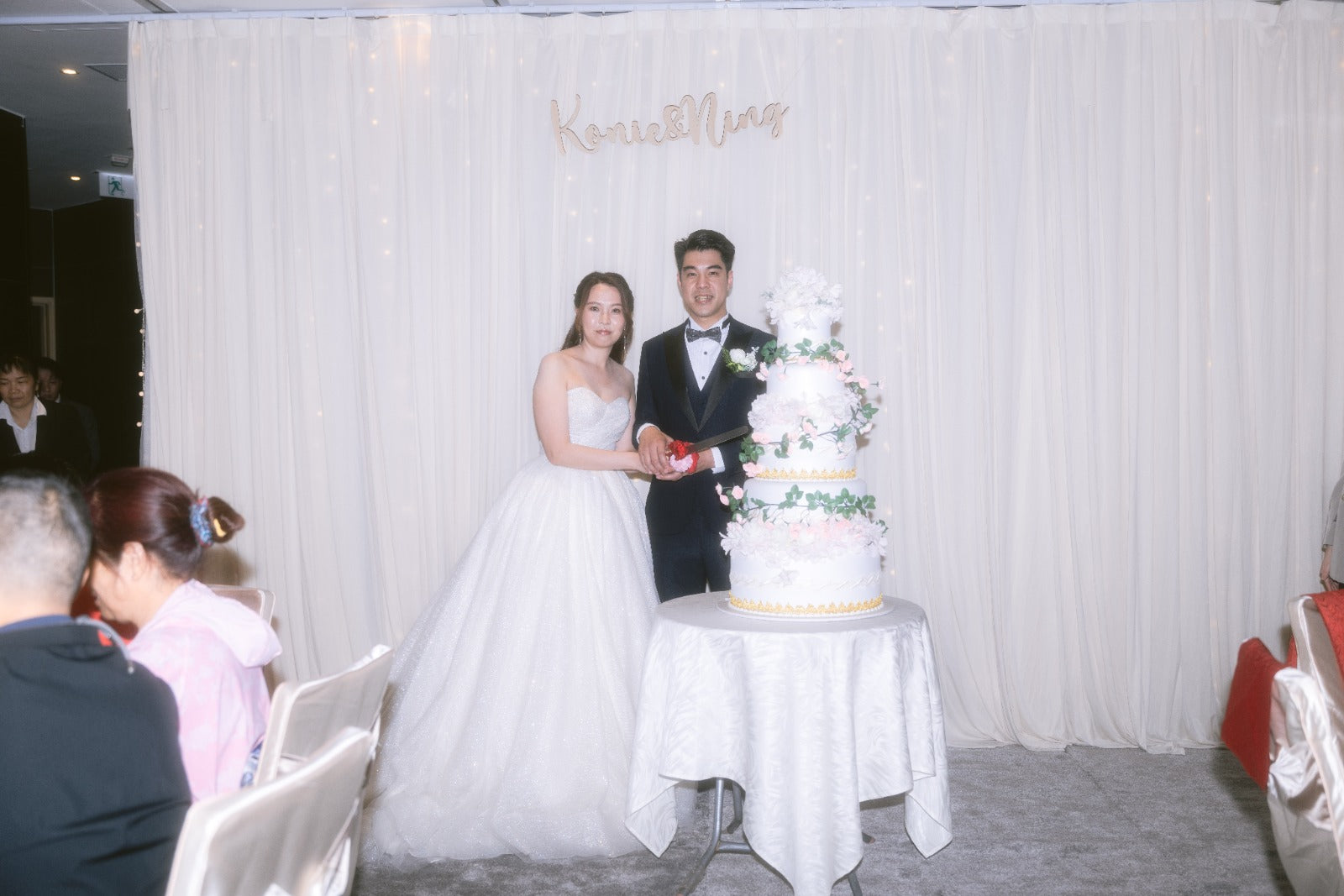 婚禮攝影錄影，Big day攝影錄影，婚禮攝影推介，婚禮攝影套餐，婚禮攝影錄影套餐，婚禮攝影錄影價錢，婚攝推介，婚攝價錢，婚禮攝影師，1P1V套餐，2P1V套餐，2P2V套餐，1P1V價錢，2P1V價錢，2P2V價錢，婚禮攝影錄影推薦，婚禮攝影錄影推介，1P1V推介，早拍晚播，成長片段，婚禮外影，Big day外影，姐妹團攝影，兄弟團攝影