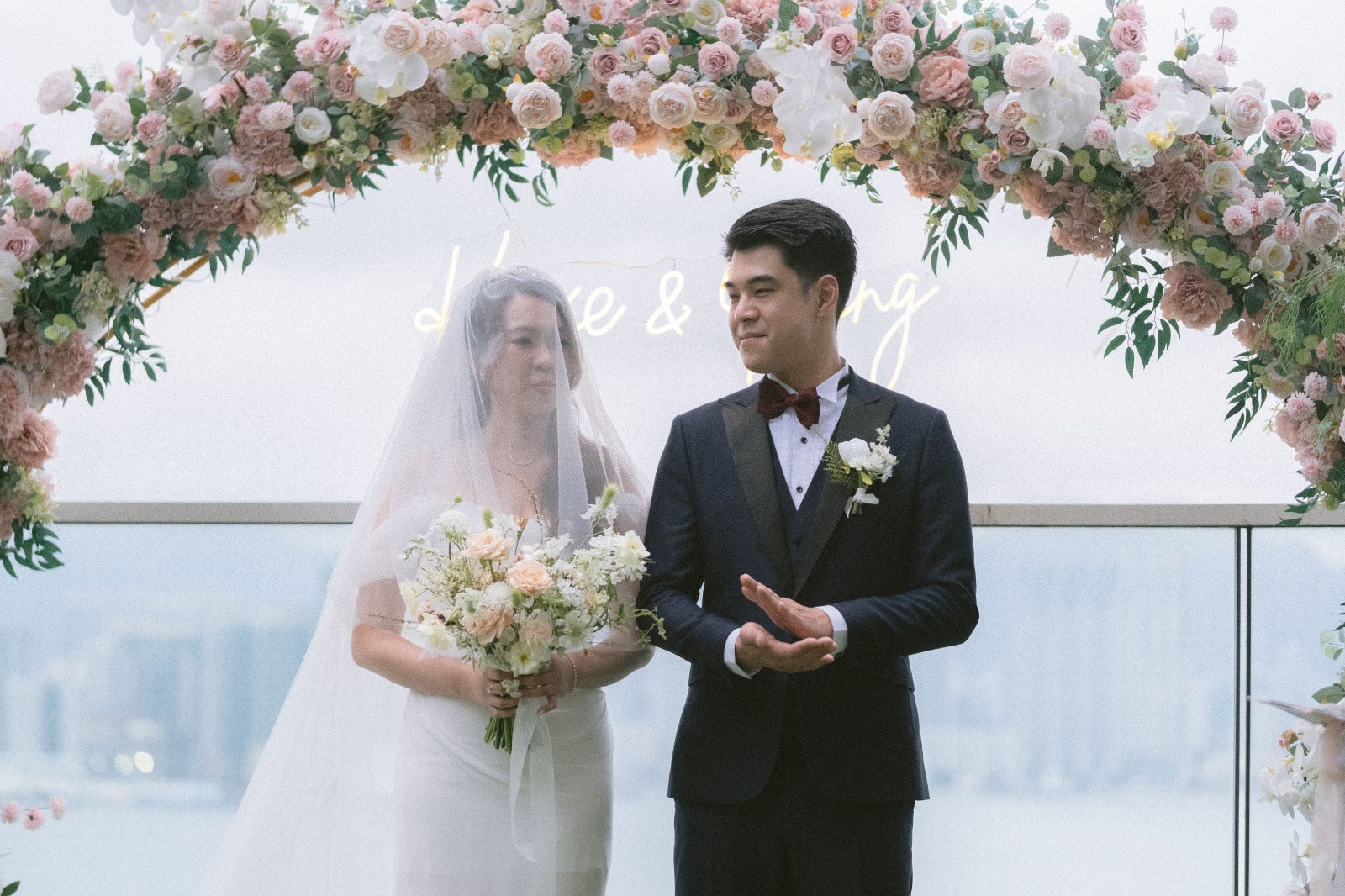 婚禮攝影錄影，Big day攝影錄影，婚禮攝影推介，婚禮攝影套餐，婚禮攝影錄影套餐，婚禮攝影錄影價錢，婚攝推介，婚攝價錢，婚禮攝影師，1P1V套餐，2P1V套餐，2P2V套餐，1P1V價錢，2P1V價錢，2P2V價錢，婚禮攝影錄影推薦，婚禮攝影錄影推介，1P1V推介，早拍晚播，成長片段，婚禮外影，Big day外影，姐妹團攝影，兄弟團攝影