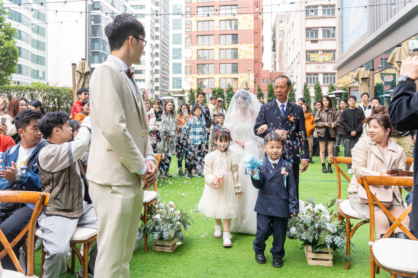 婚禮攝影錄影，Big day攝影錄影，婚禮攝影推介，婚禮攝影套餐，婚禮攝影錄影套餐，婚禮攝影錄影價錢，婚攝推介，婚攝價錢，婚禮攝影師，1P1V套餐，2P1V套餐，2P2V套餐，1P1V價錢，2P1V價錢，2P2V價錢，婚禮攝影錄影推薦，婚禮攝影錄影推介，1P1V推介，早拍晚播，成長片段，婚禮外影，Big day外影，姐妹團攝影，兄弟團攝影