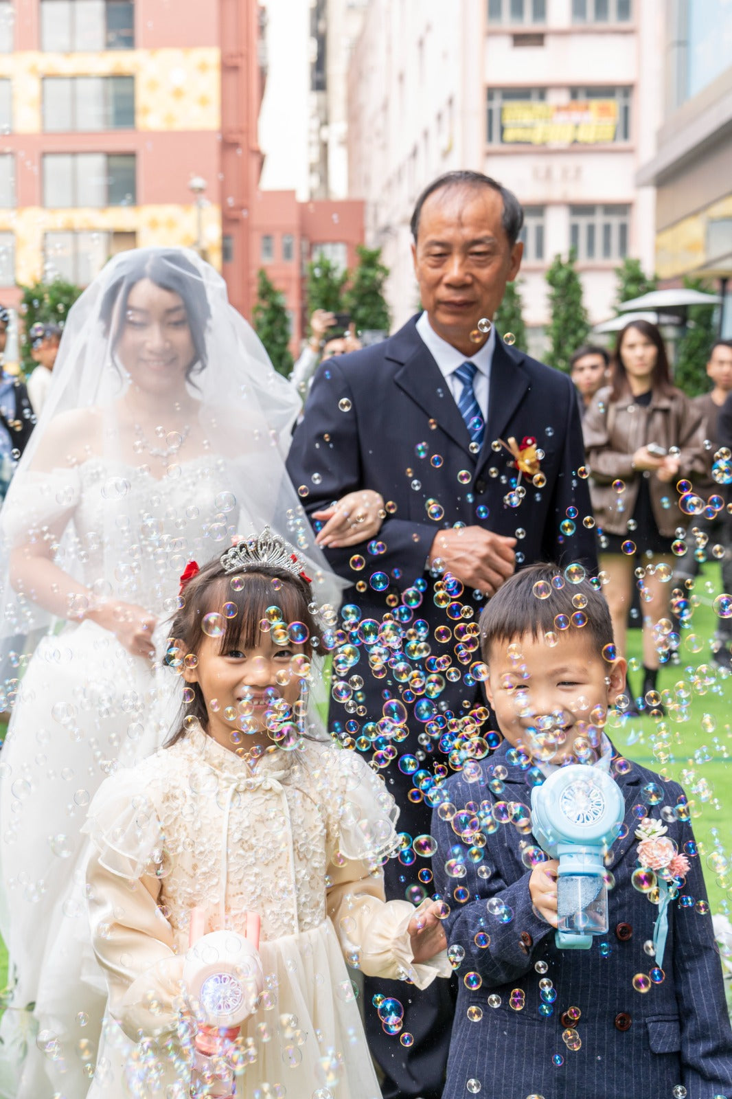 婚禮攝影錄影，Big day攝影錄影，婚禮攝影推介，婚禮攝影套餐，婚禮攝影錄影套餐，婚禮攝影錄影價錢，婚攝推介，婚攝價錢，婚禮攝影師，1P1V套餐，2P1V套餐，2P2V套餐，1P1V價錢，2P1V價錢，2P2V價錢，婚禮攝影錄影推薦，婚禮攝影錄影推介，1P1V推介，早拍晚播，成長片段，婚禮外影，Big day外影，姐妹團攝影，兄弟團攝影