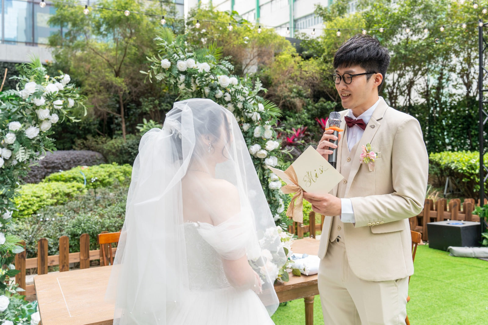 婚禮攝影錄影，Big day攝影錄影，婚禮攝影推介，婚禮攝影套餐，婚禮攝影錄影套餐，婚禮攝影錄影價錢，婚攝推介，婚攝價錢，婚禮攝影師，1P1V套餐，2P1V套餐，2P2V套餐，1P1V價錢，2P1V價錢，2P2V價錢，婚禮攝影錄影推薦，婚禮攝影錄影推介，1P1V推介，早拍晚播，成長片段，婚禮外影，Big day外影，姐妹團攝影，兄弟團攝影