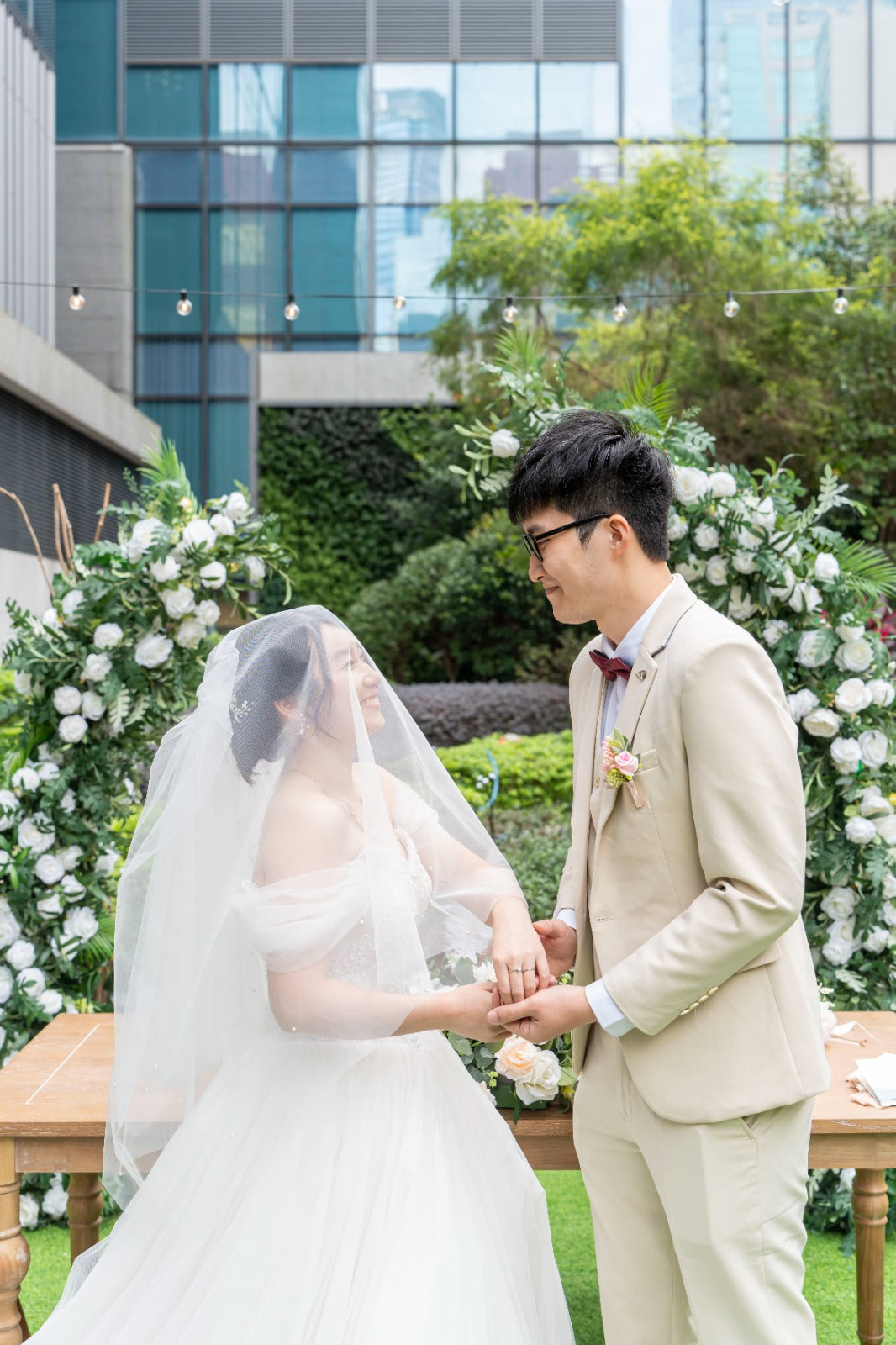 婚禮攝影錄影，Big day攝影錄影，婚禮攝影推介，婚禮攝影套餐，婚禮攝影錄影套餐，婚禮攝影錄影價錢，婚攝推介，婚攝價錢，婚禮攝影師，1P1V套餐，2P1V套餐，2P2V套餐，1P1V價錢，2P1V價錢，2P2V價錢，婚禮攝影錄影推薦，婚禮攝影錄影推介，1P1V推介，早拍晚播，成長片段，婚禮外影，Big day外影，姐妹團攝影，兄弟團攝影