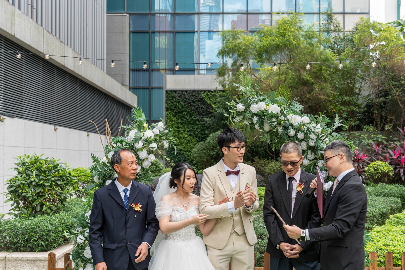婚禮攝影錄影，Big day攝影錄影，婚禮攝影推介，婚禮攝影套餐，婚禮攝影錄影套餐，婚禮攝影錄影價錢，婚攝推介，婚攝價錢，婚禮攝影師，1P1V套餐，2P1V套餐，2P2V套餐，1P1V價錢，2P1V價錢，2P2V價錢，婚禮攝影錄影推薦，婚禮攝影錄影推介，1P1V推介，早拍晚播，成長片段，婚禮外影，Big day外影，姐妹團攝影，兄弟團攝影