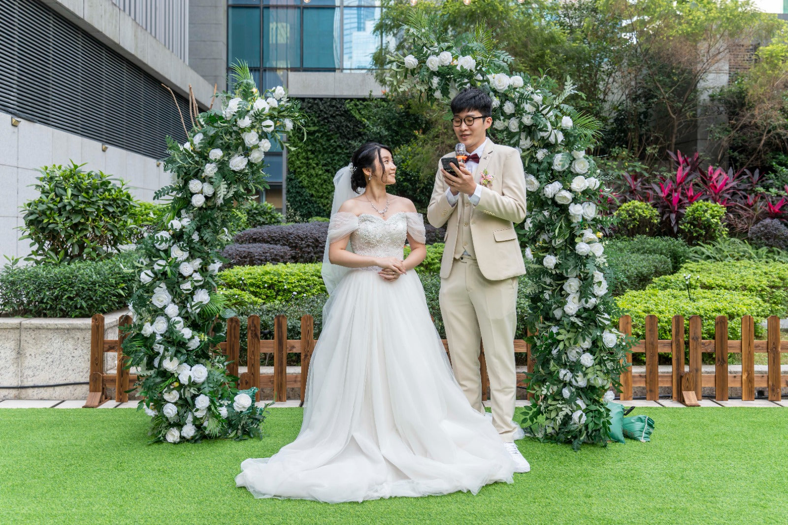 婚禮攝影錄影，Big day攝影錄影，婚禮攝影推介，婚禮攝影套餐，婚禮攝影錄影套餐，婚禮攝影錄影價錢，婚攝推介，婚攝價錢，婚禮攝影師，1P1V套餐，2P1V套餐，2P2V套餐，1P1V價錢，2P1V價錢，2P2V價錢，婚禮攝影錄影推薦，婚禮攝影錄影推介，1P1V推介，早拍晚播，成長片段，婚禮外影，Big day外影，姐妹團攝影，兄弟團攝影