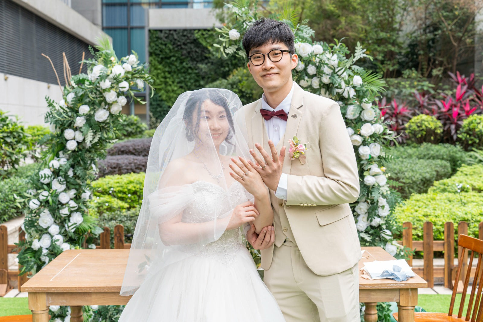 婚禮攝影錄影，Big day攝影錄影，婚禮攝影推介，婚禮攝影套餐，婚禮攝影錄影套餐，婚禮攝影錄影價錢，婚攝推介，婚攝價錢，婚禮攝影師，1P1V套餐，2P1V套餐，2P2V套餐，1P1V價錢，2P1V價錢，2P2V價錢，婚禮攝影錄影推薦，婚禮攝影錄影推介，1P1V推介，早拍晚播，成長片段，婚禮外影，Big day外影，姐妹團攝影，兄弟團攝影