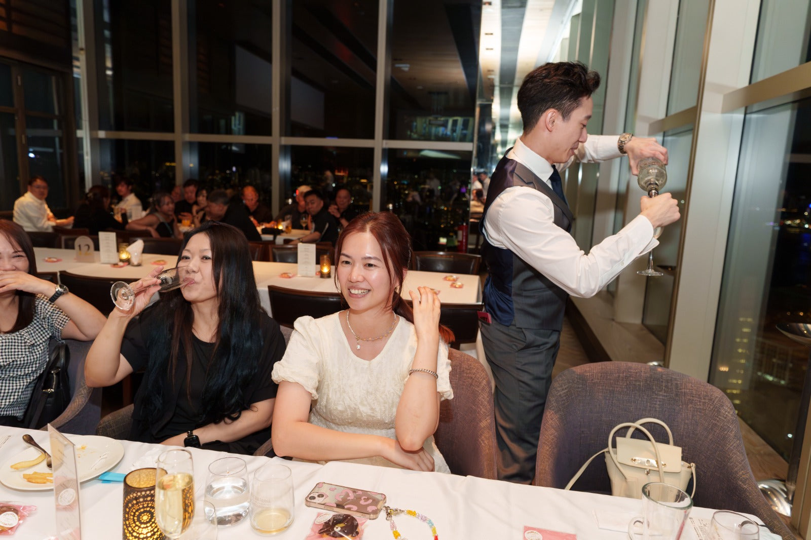 婚禮攝影錄影，Big day攝影錄影，婚禮攝影推介，婚禮攝影套餐，婚禮攝影錄影套餐，婚禮攝影錄影價錢，婚攝推介，婚攝價錢，婚禮攝影師，1P1V套餐，2P1V套餐，2P2V套餐，1P1V價錢，2P1V價錢，2P2V價錢，婚禮攝影錄影推薦，婚禮攝影錄影推介，1P1V推介，早拍晚播，成長片段，婚禮外影，Big day外影，姐妹團攝影，兄弟團攝影