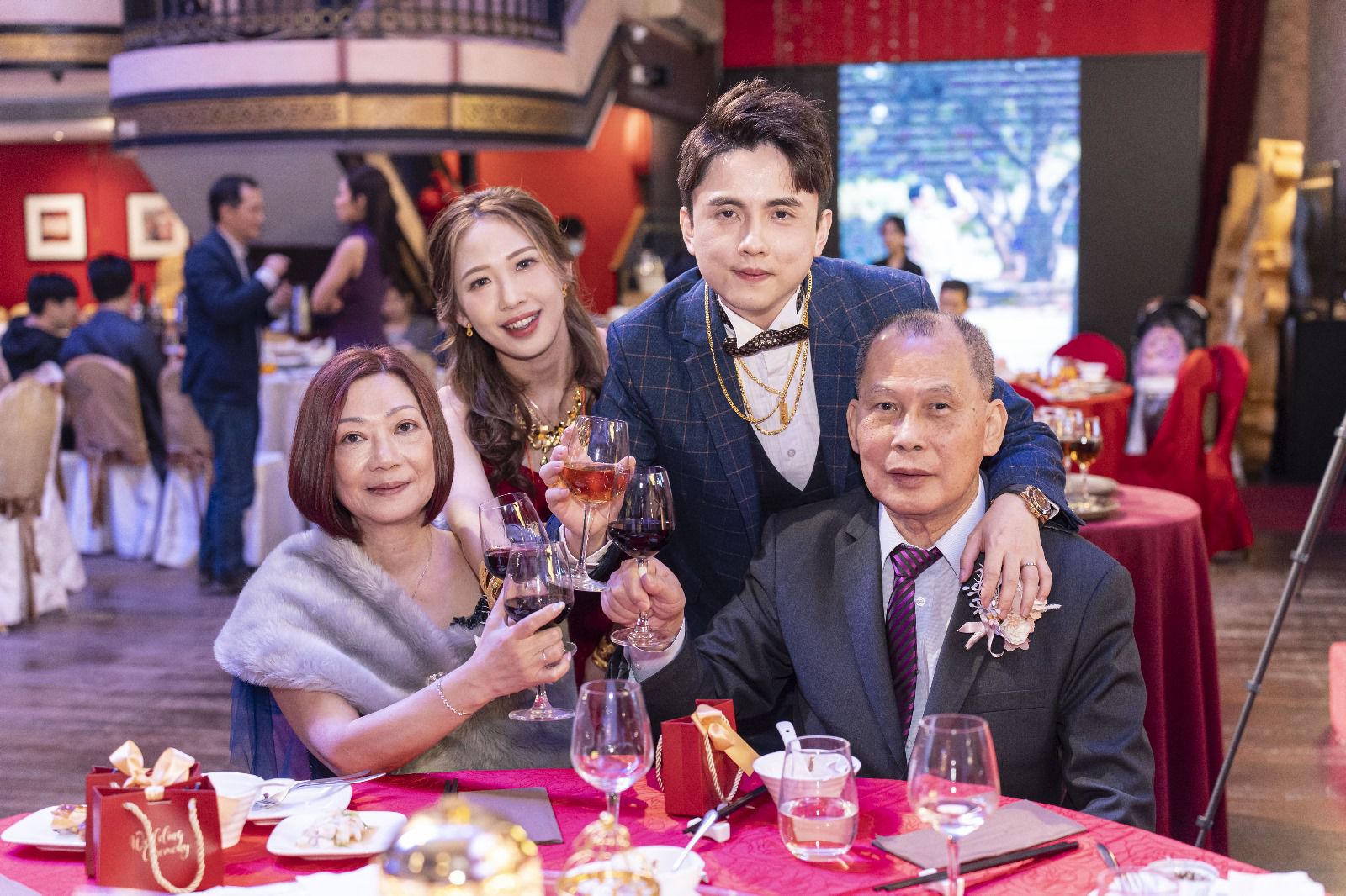 婚禮攝影錄影，Big day攝影錄影，婚禮攝影推介，婚禮攝影套餐，婚禮攝影錄影套餐，婚禮攝影錄影價錢，婚攝推介，婚攝價錢，婚禮攝影師，1P1V套餐，2P1V套餐，2P2V套餐，1P1V價錢，2P1V價錢，2P2V價錢，婚禮攝影錄影推薦，婚禮攝影錄影推介，1P1V推介，早拍晚播，成長片段，婚禮外影，Big day外影，姐妹團攝影，兄弟團攝影