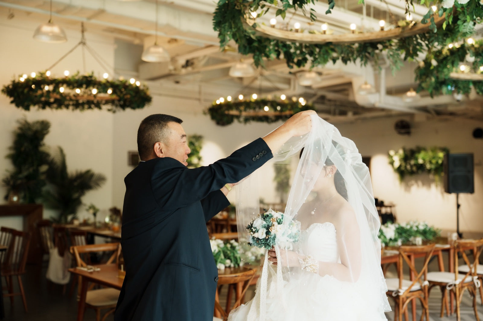 婚禮攝影錄影，Big day攝影錄影，婚禮攝影推介，婚禮攝影套餐，婚禮攝影錄影套餐，婚禮攝影錄影價錢，婚攝推介，婚攝價錢，婚禮攝影師，1P1V套餐，2P1V套餐，2P2V套餐，1P1V價錢，2P1V價錢，2P2V價錢，婚禮攝影錄影推薦，婚禮攝影錄影推介，1P1V推介，早拍晚播，成長片段，婚禮外影，Big day外影，姐妹團攝影，兄弟團攝影