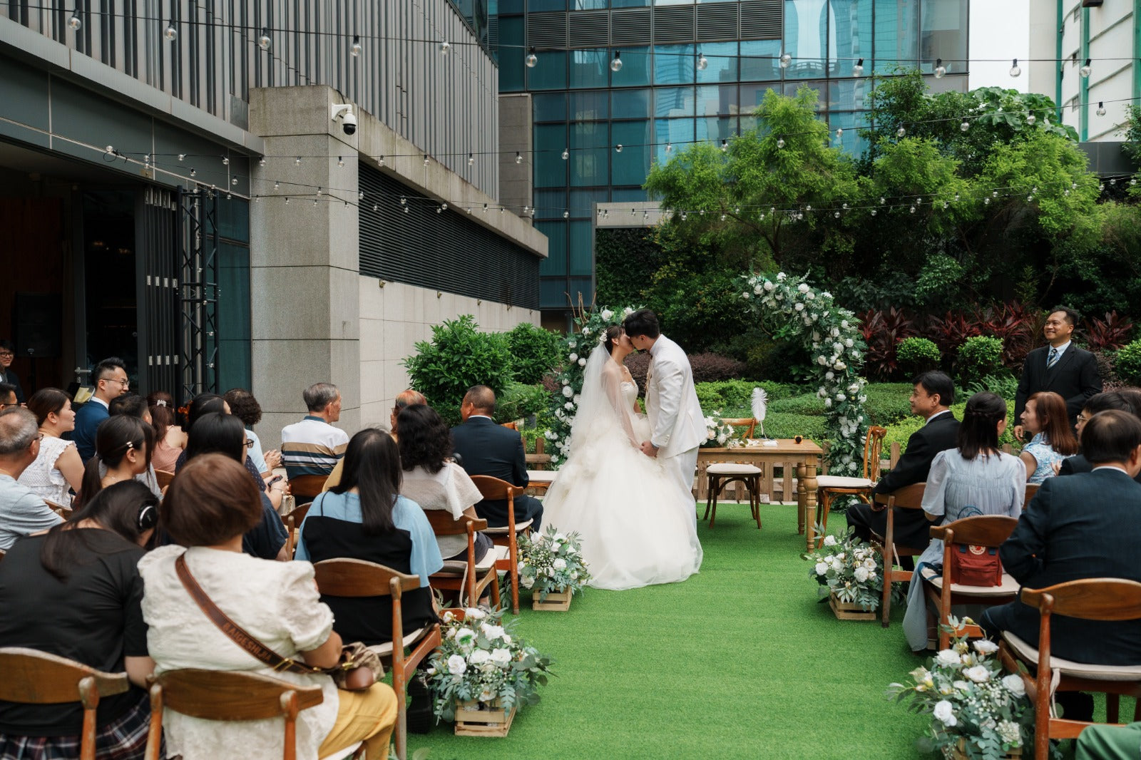 婚禮攝影錄影，Big day攝影錄影，婚禮攝影推介，婚禮攝影套餐，婚禮攝影錄影套餐，婚禮攝影錄影價錢，婚攝推介，婚攝價錢，婚禮攝影師，1P1V套餐，2P1V套餐，2P2V套餐，1P1V價錢，2P1V價錢，2P2V價錢，婚禮攝影錄影推薦，婚禮攝影錄影推介，1P1V推介，早拍晚播，成長片段，婚禮外影，Big day外影，姐妹團攝影，兄弟團攝影